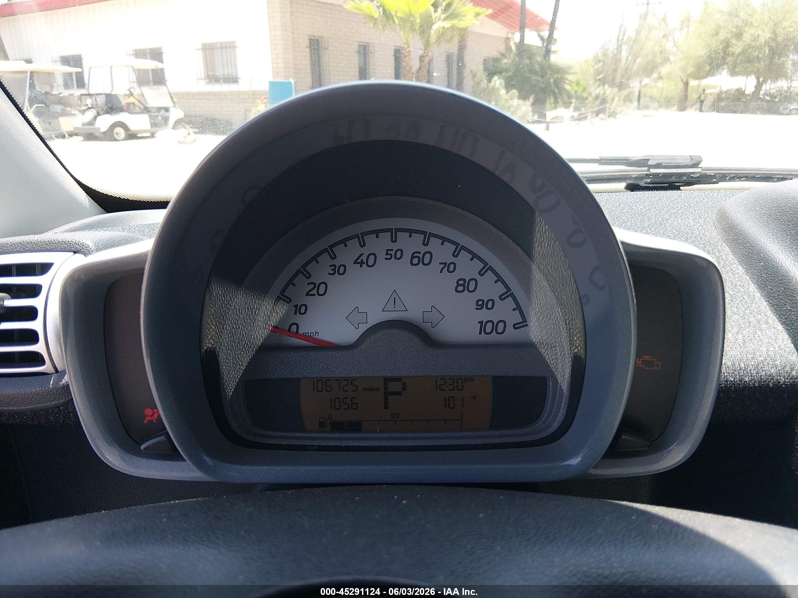2008 Smart Fortwo Passion Silver vin: WMEEK31X28K131140