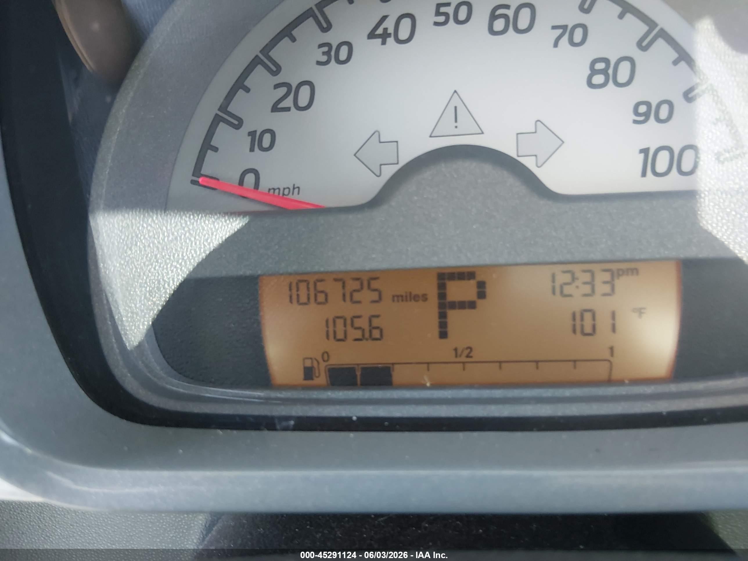 2008 Smart Fortwo Passion Silver vin: WMEEK31X28K131140