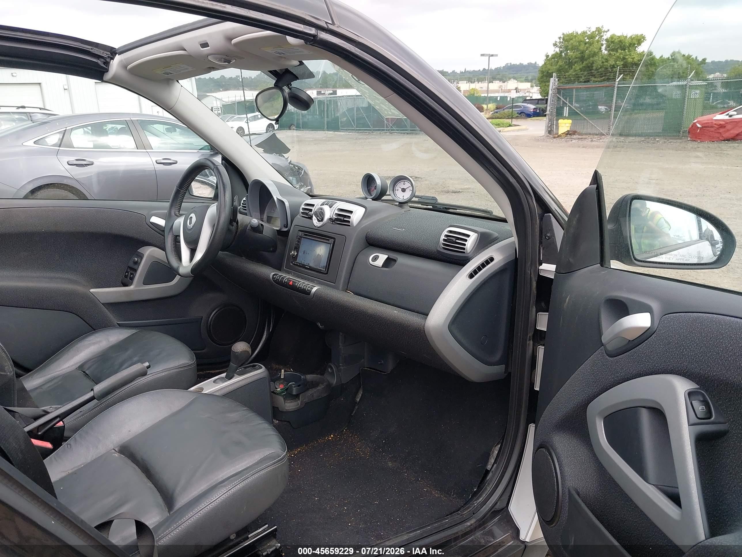 2008 Smart Fortwo Passion Silver vin: WMEEK31X38K170058