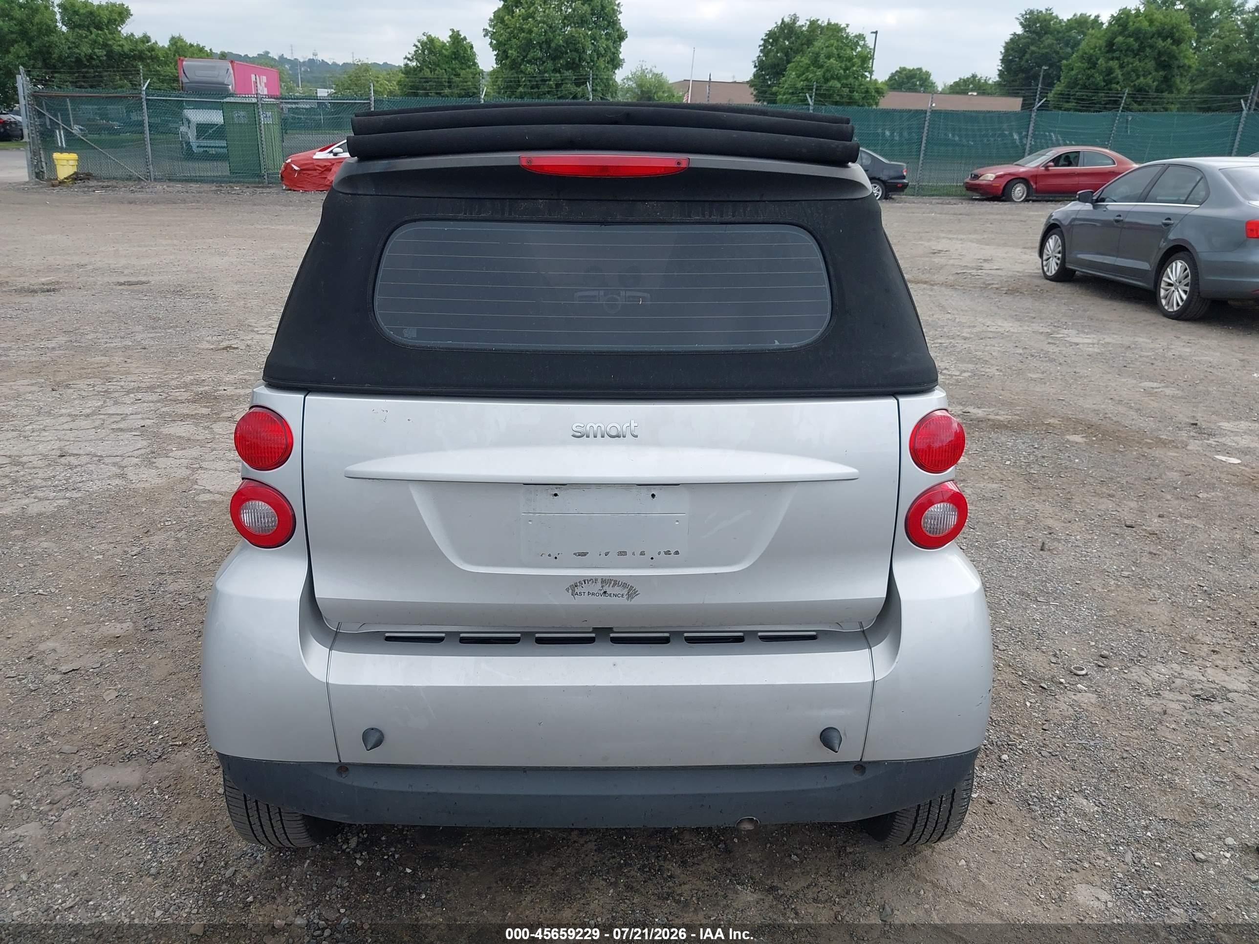 2008 Smart Fortwo Passion Silver vin: WMEEK31X38K170058