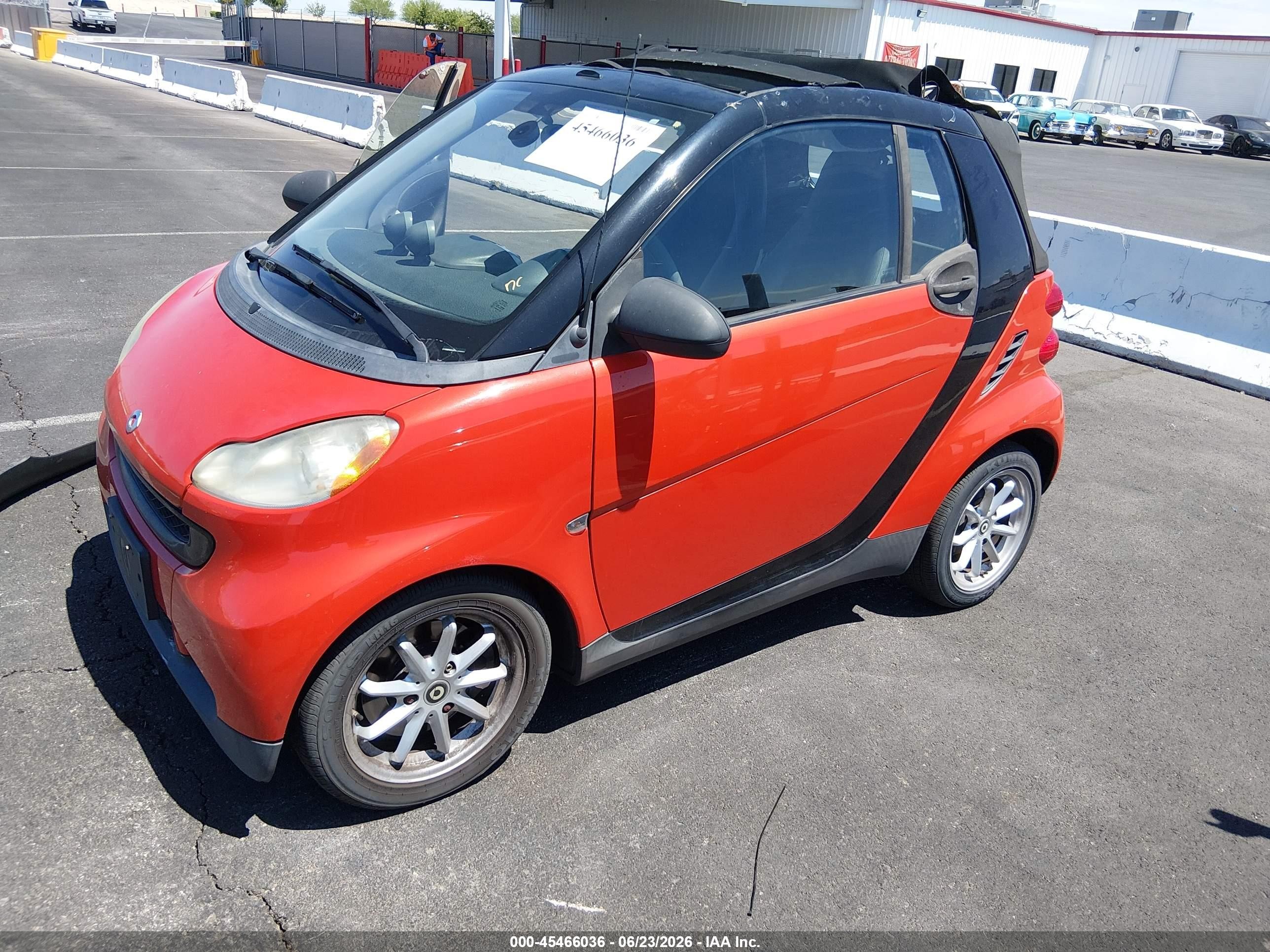 2008 Smart Fortwo Passion Red vin: WMEEK31X48K083737