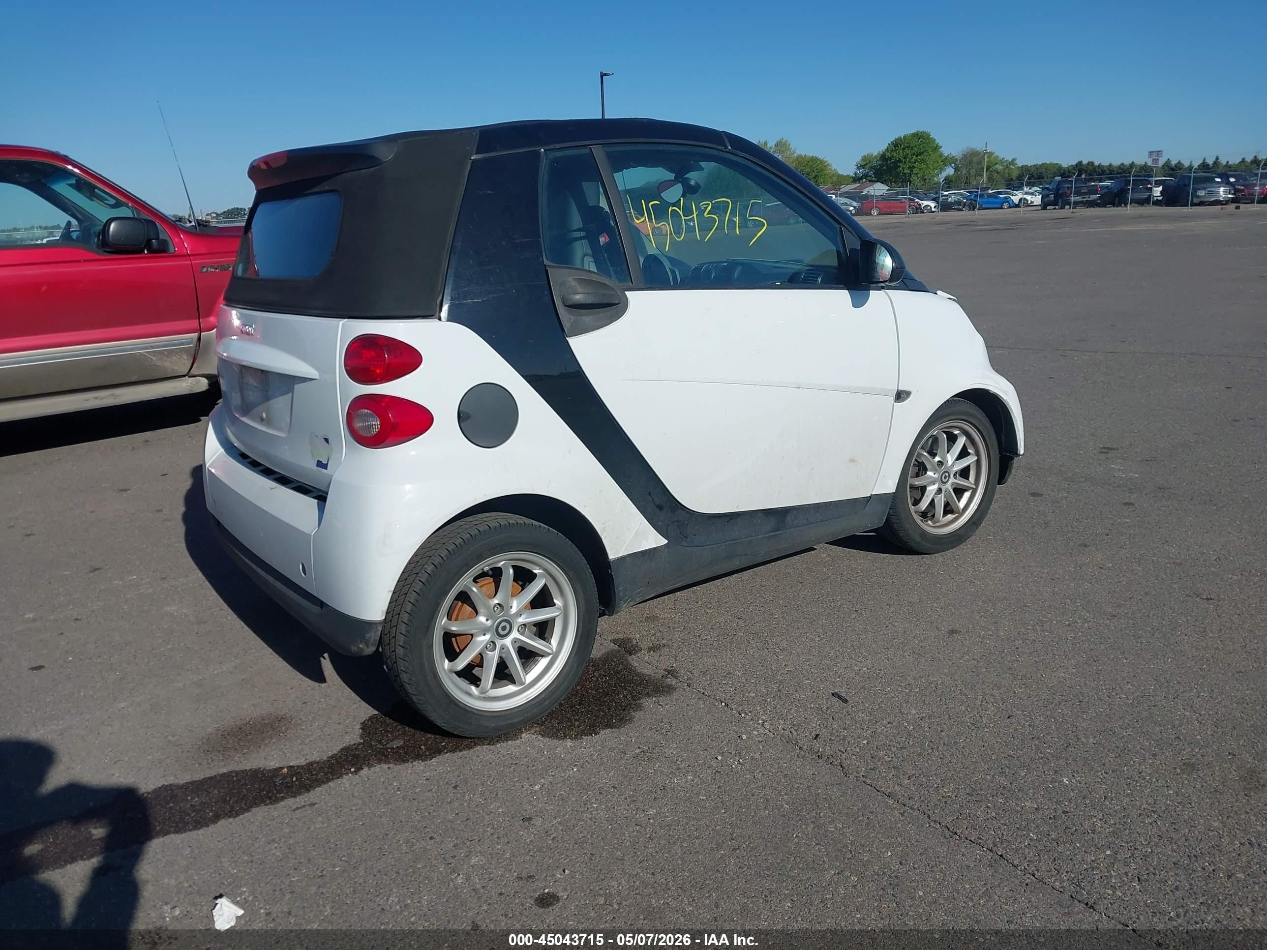 2009 Smart Fortwo Brabus/passion White vin: WMEEK31X49K220287