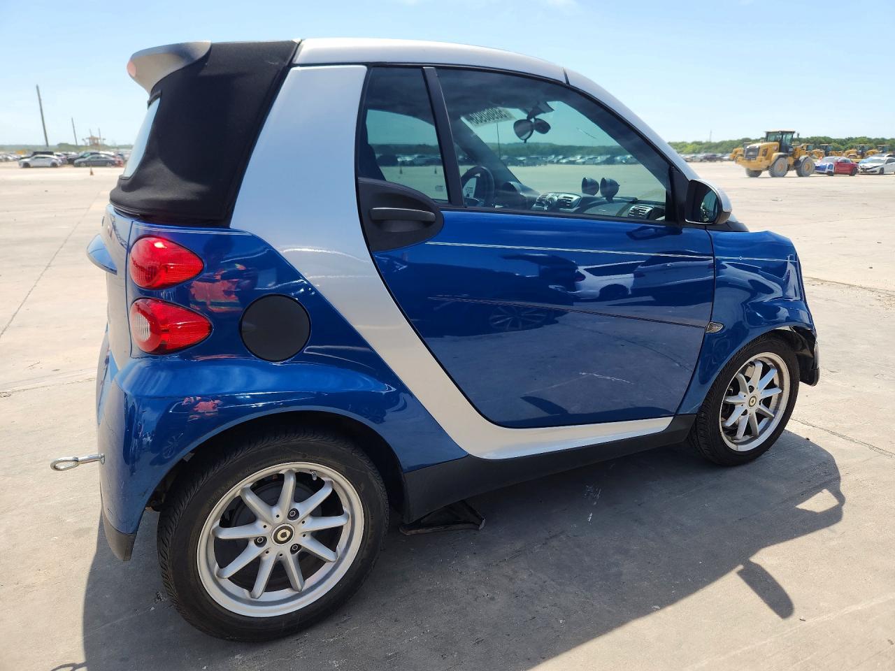 2008 Smart Fortwo Passion Blue vin: WMEEK31X58K125736