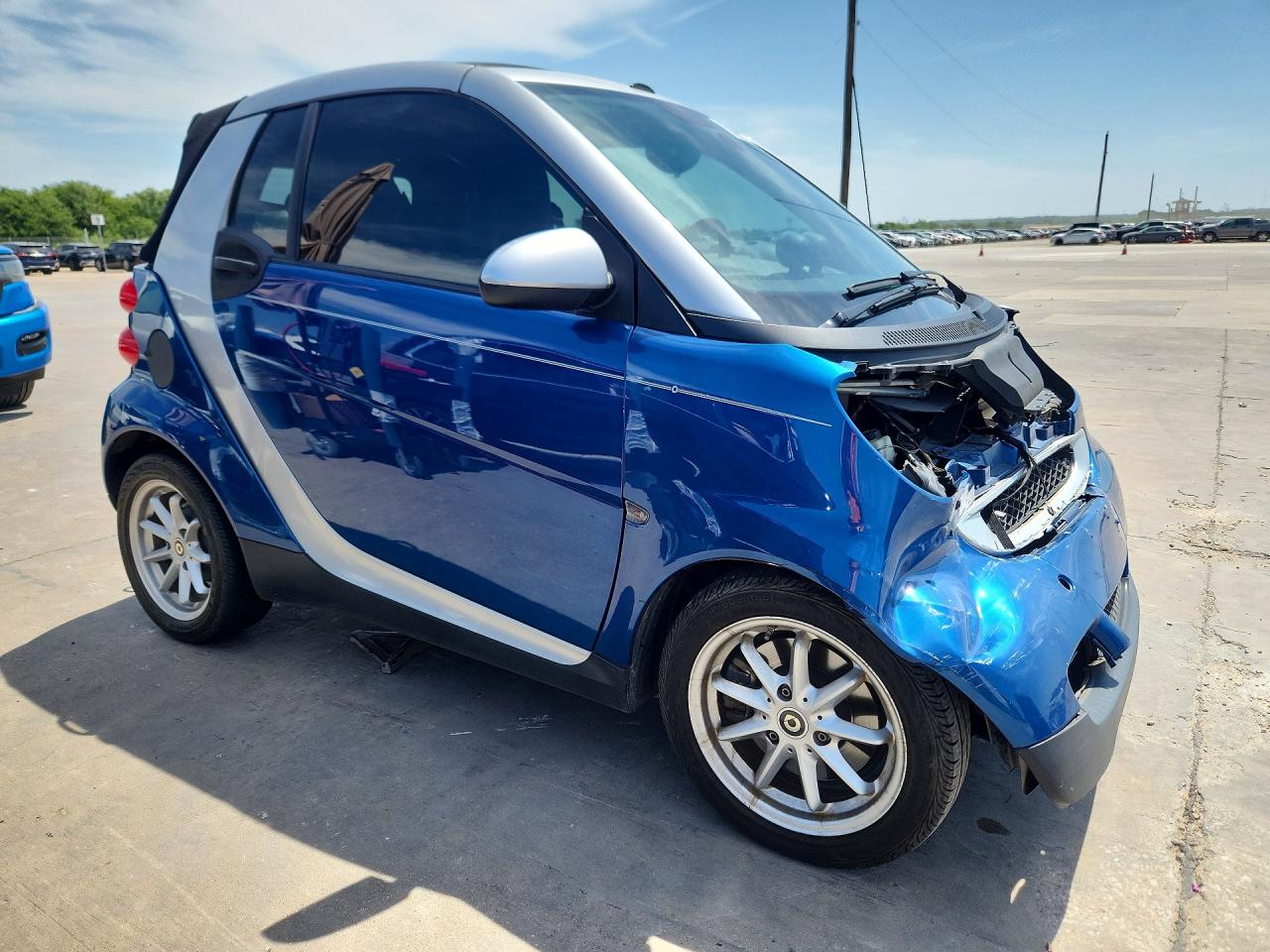 2008 Smart Fortwo Passion Blue vin: WMEEK31X58K125736
