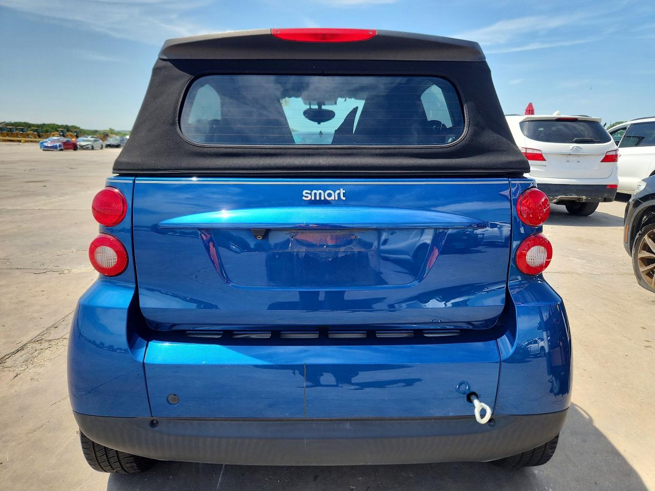 2008 Smart Fortwo Passion Blue vin: WMEEK31X58K125736