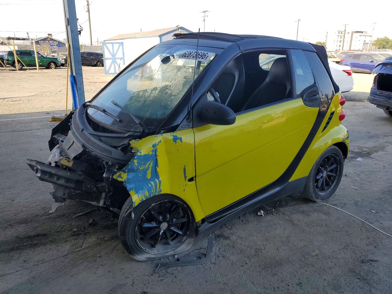 2008 Smart Fortwo Passion Yellow vin: WMEEK31X98K169545