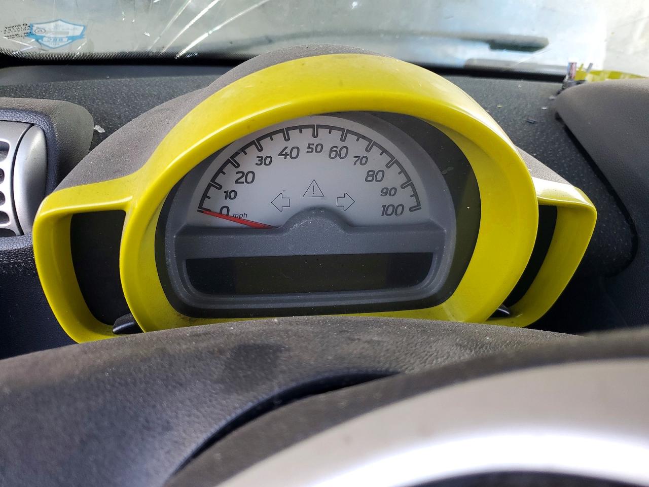 2008 Smart Fortwo Passion Yellow vin: WMEEK31X98K169545