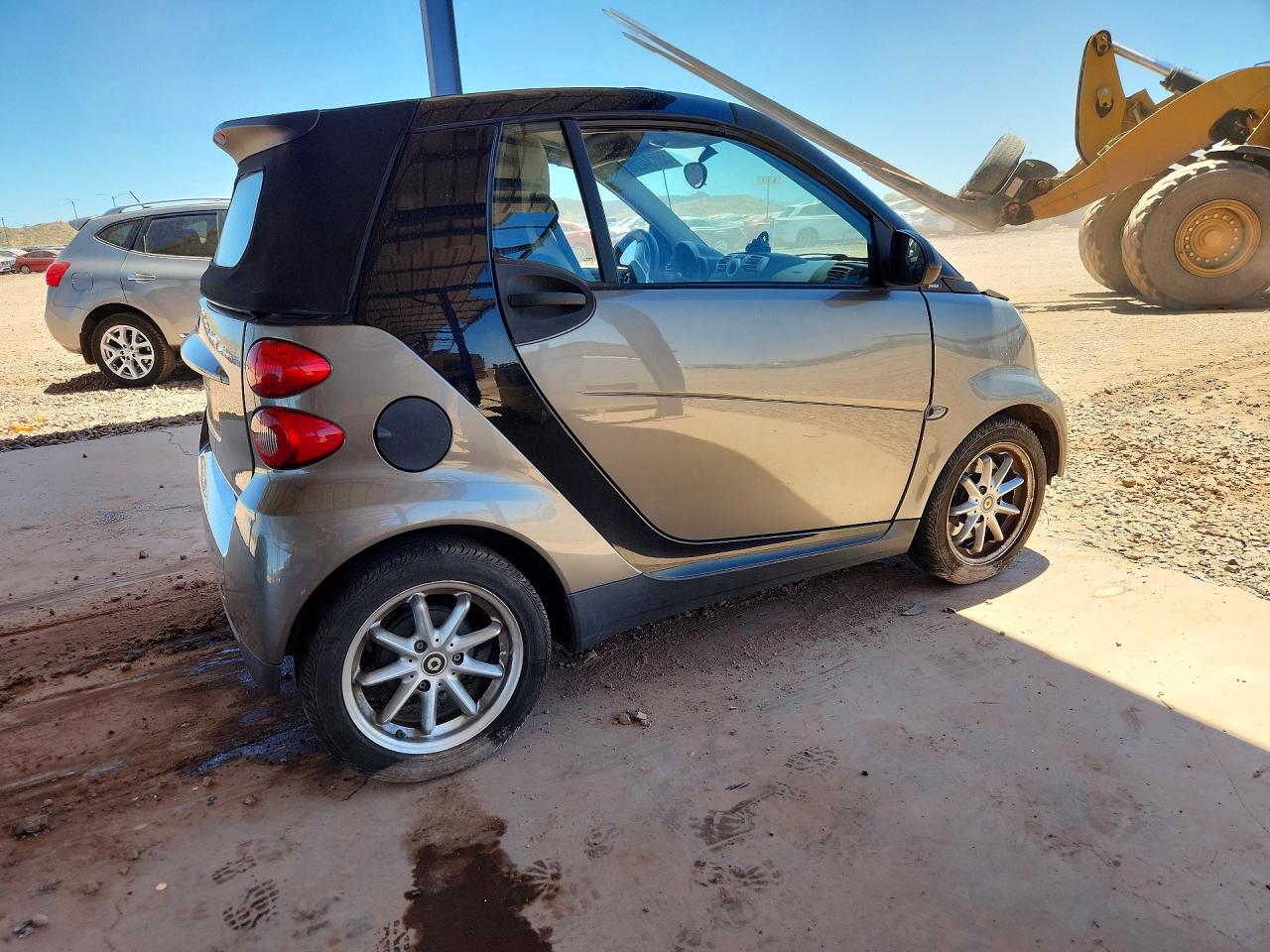 2010 Smart Fortwo Passion Gray vin: WMEEK3BA1AK344810