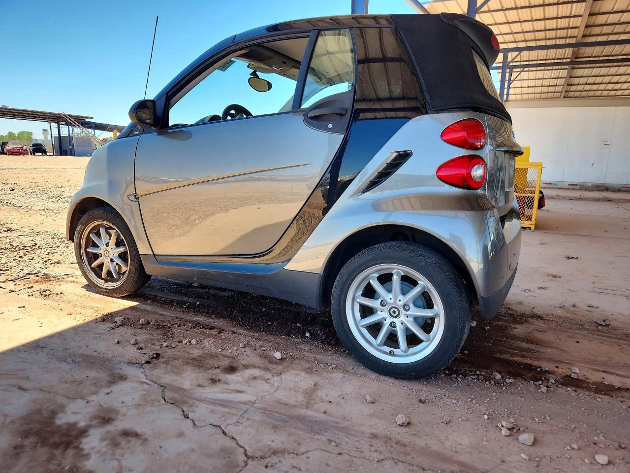 2010 Smart Fortwo Passion Gray vin: WMEEK3BA1AK344810