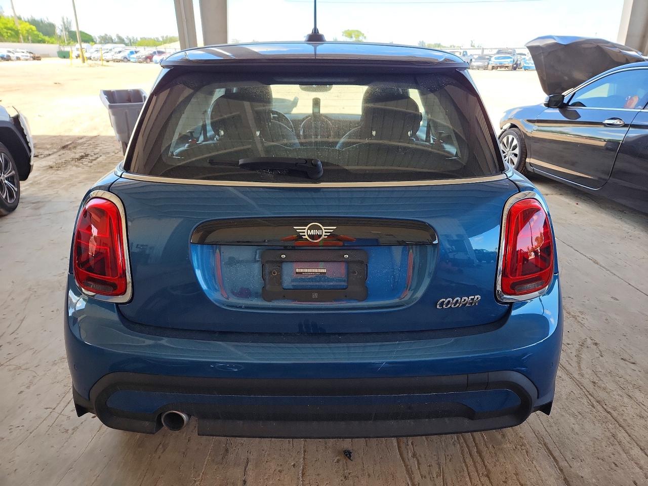 2023 Mini Cooper Blue vin: WMW33DH07P2T77629