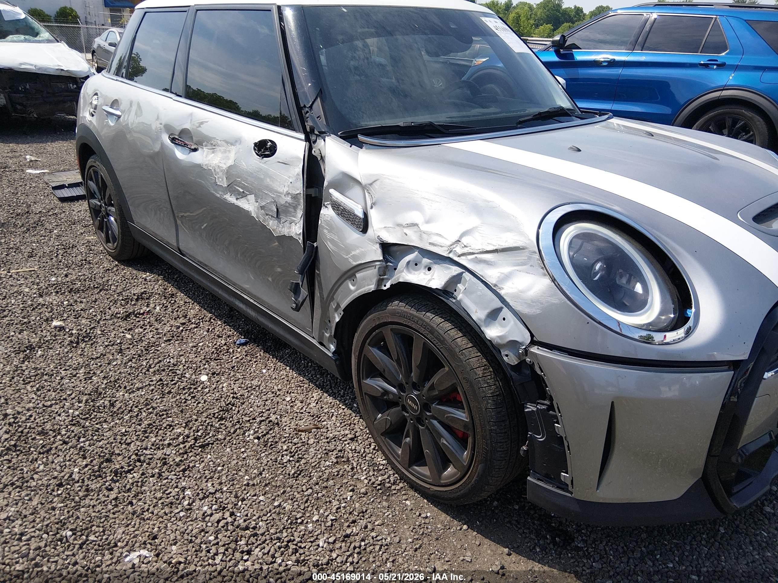 2024 Mini Hardtop Cooper S Silver vin: WMW53DK02R2V54074