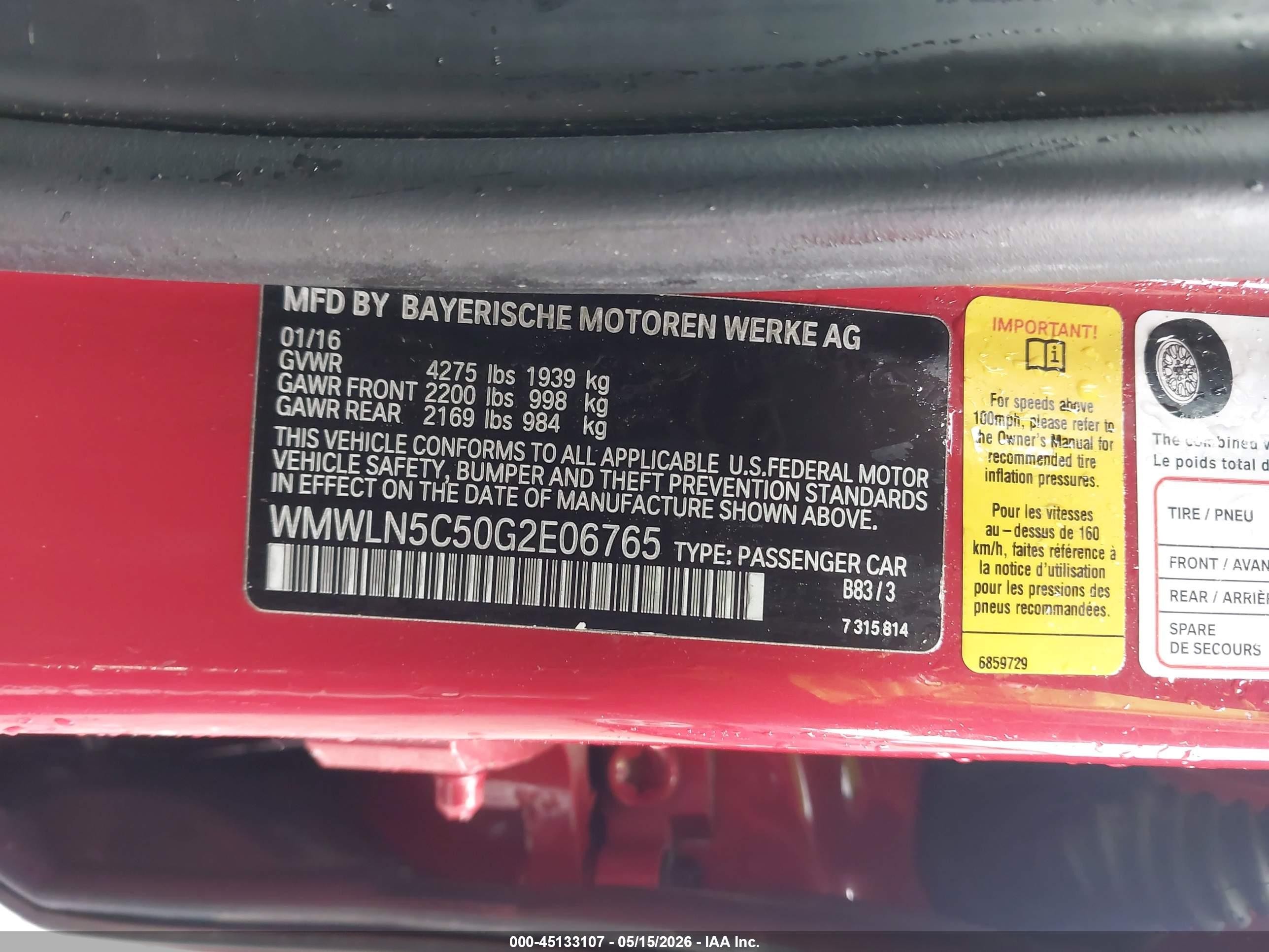 2016 Mini Clubman Cooper Red vin: WMWLN5C50G2E06765