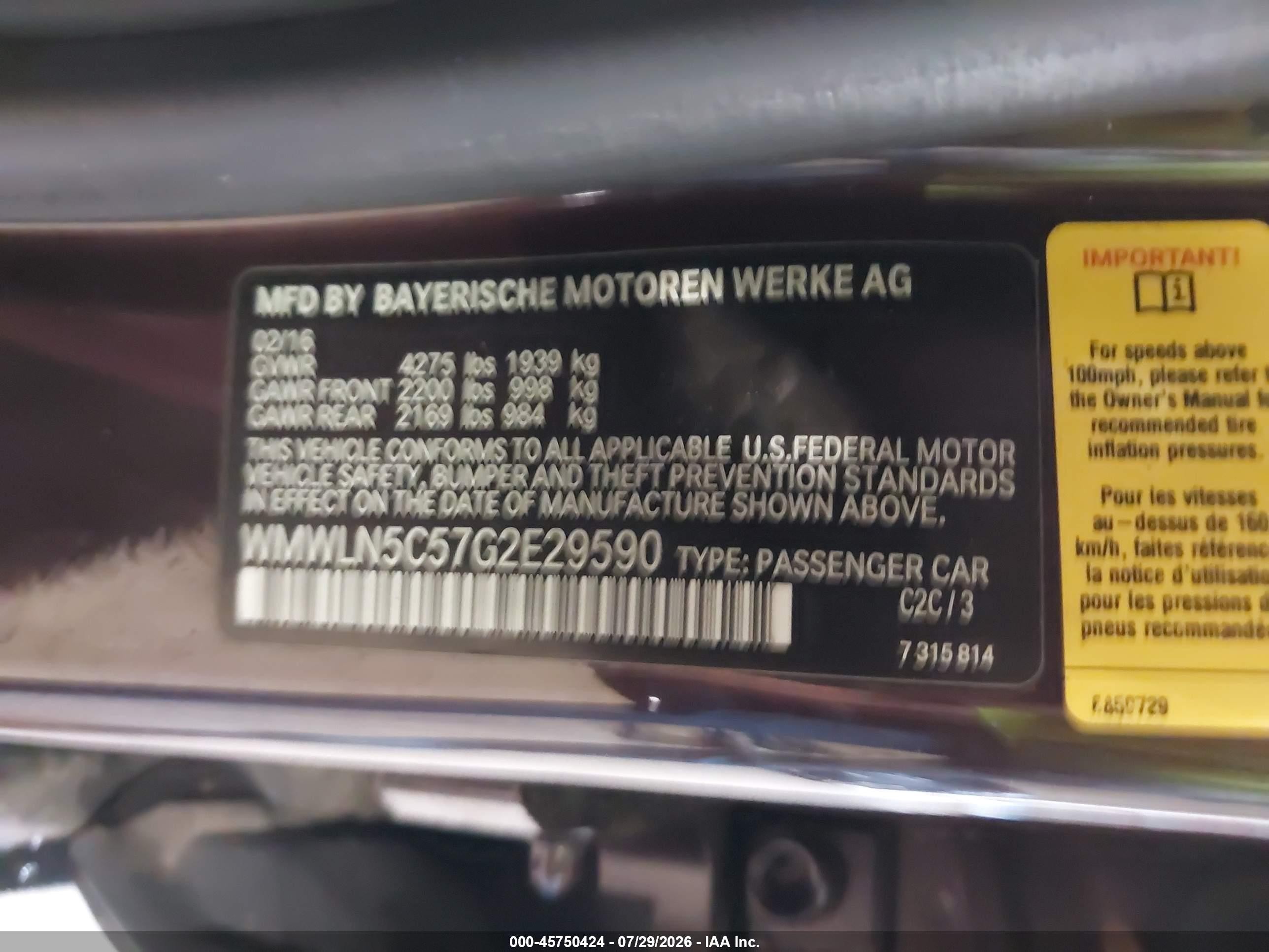 2016 Mini Clubman Cooper Maroon vin: WMWLN5C57G2E29590