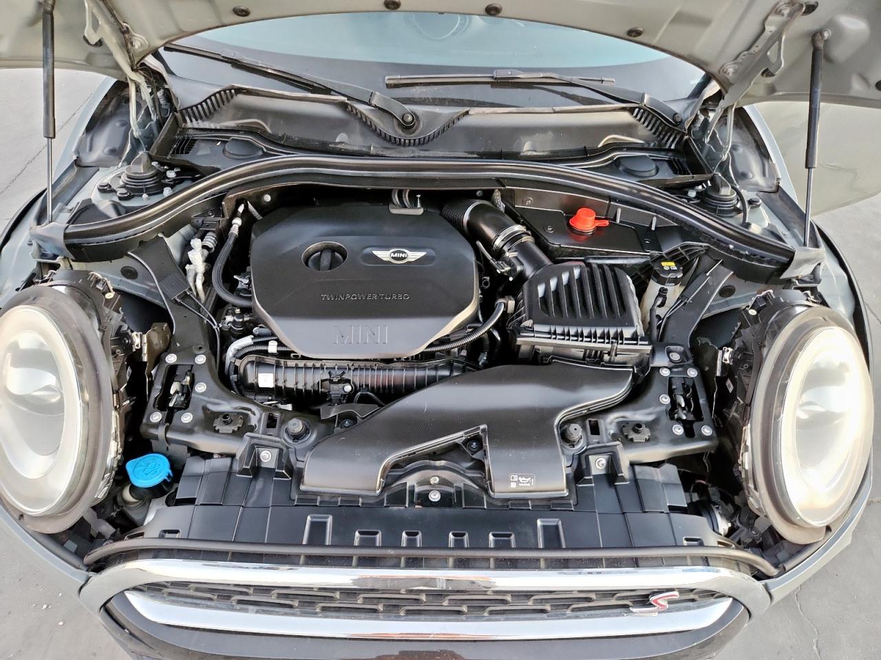 2017 Mini Cooper S Clubman Серый vin: WMWLN9C3XH2E50439