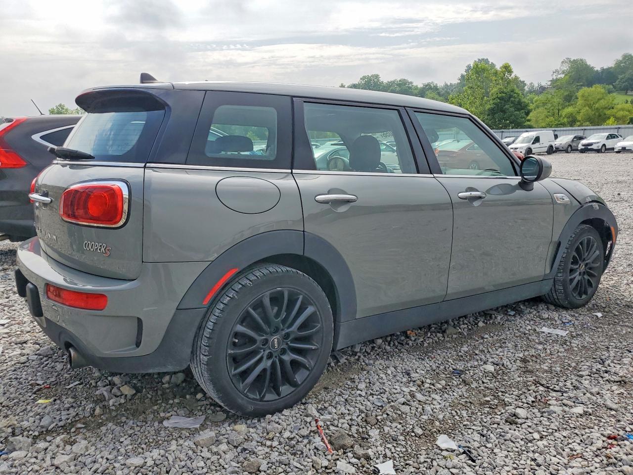 2019 Mini Cooper S Clubman Gray vin: WMWLN9C53K2E51893