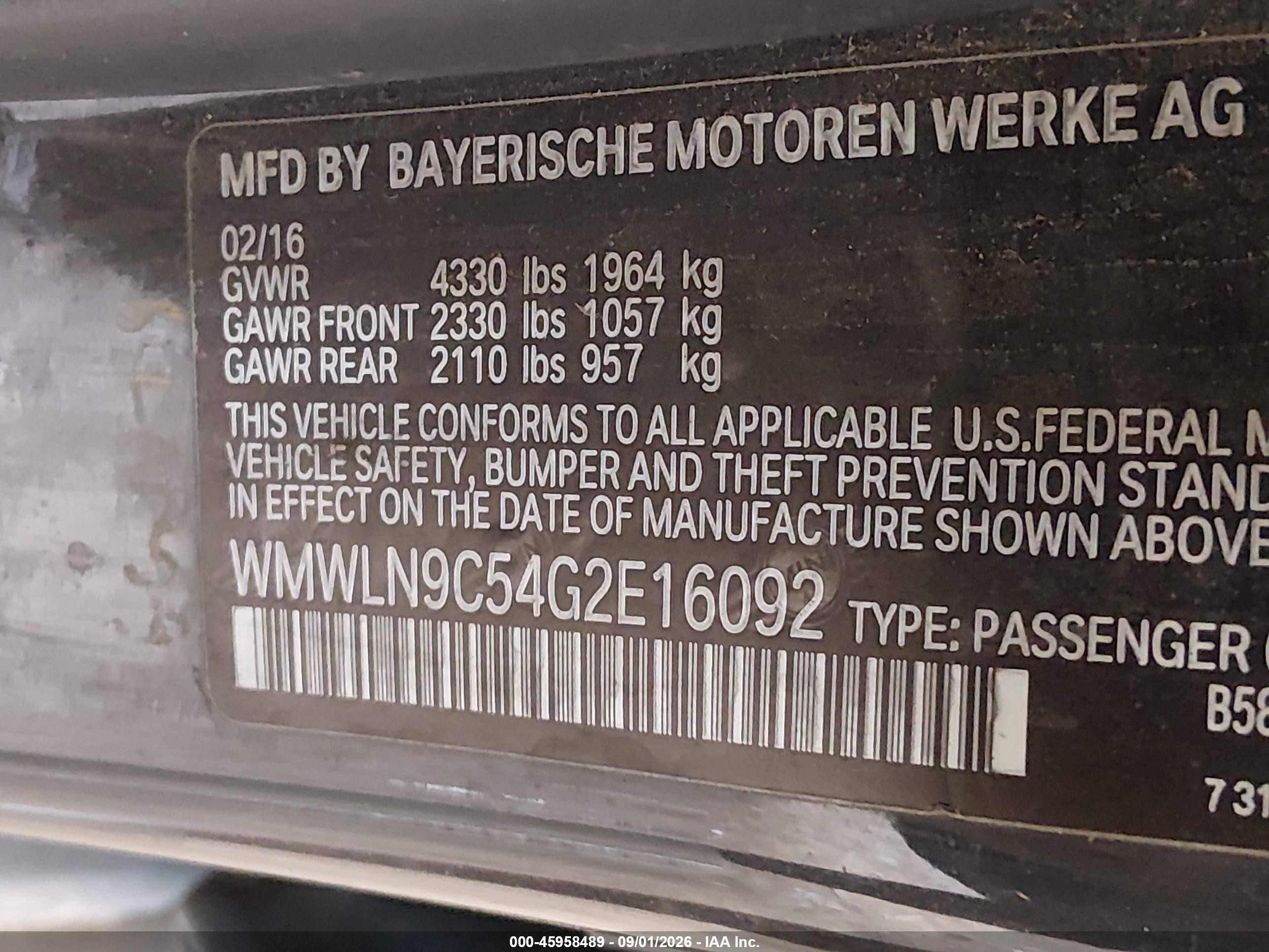 2016 Mini Clubman Cooper S Gray vin: WMWLN9C54G2E16092