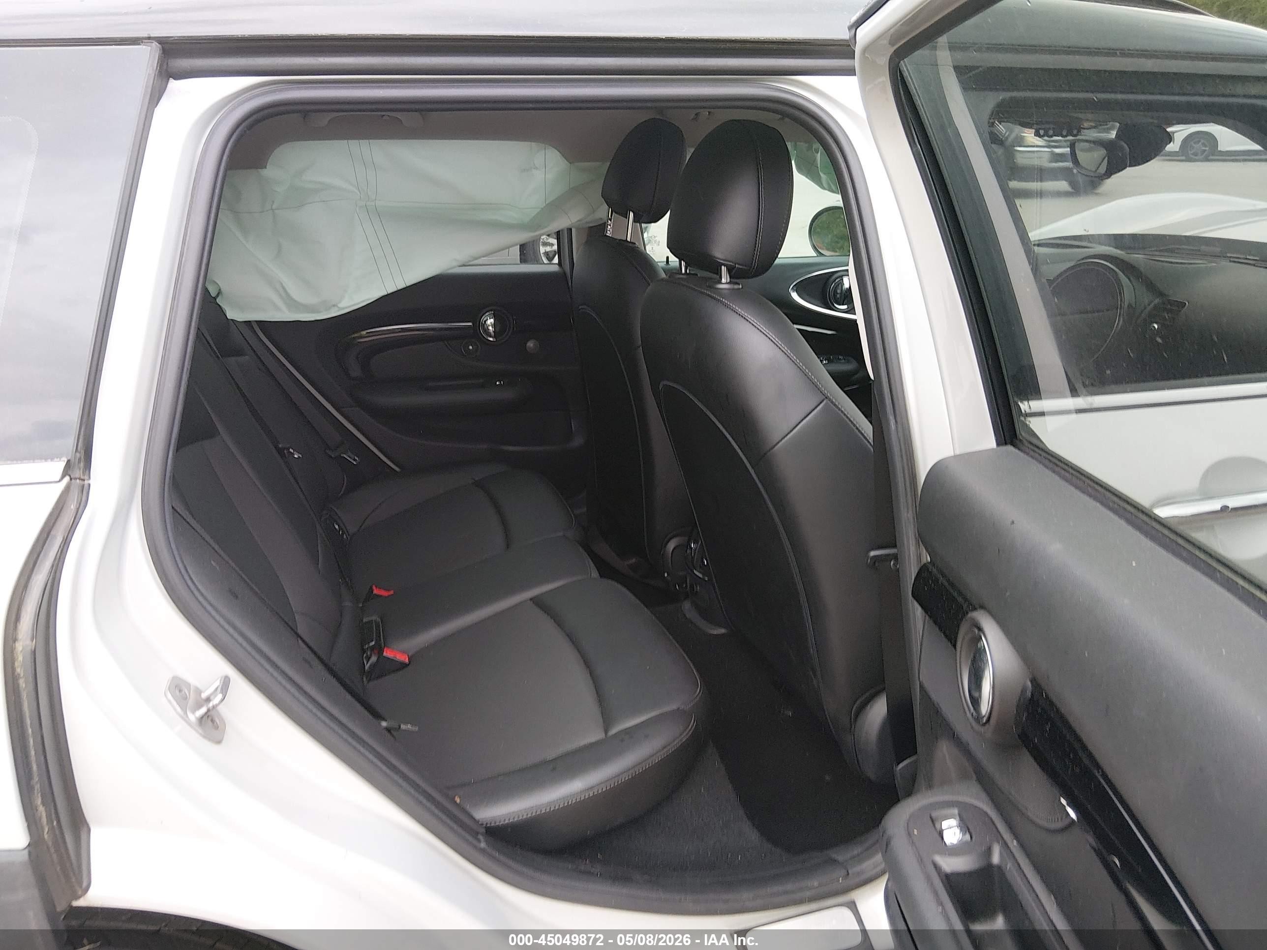 2018 Mini Clubman Cooper Gray vin: WMWLU1C50J2F29307