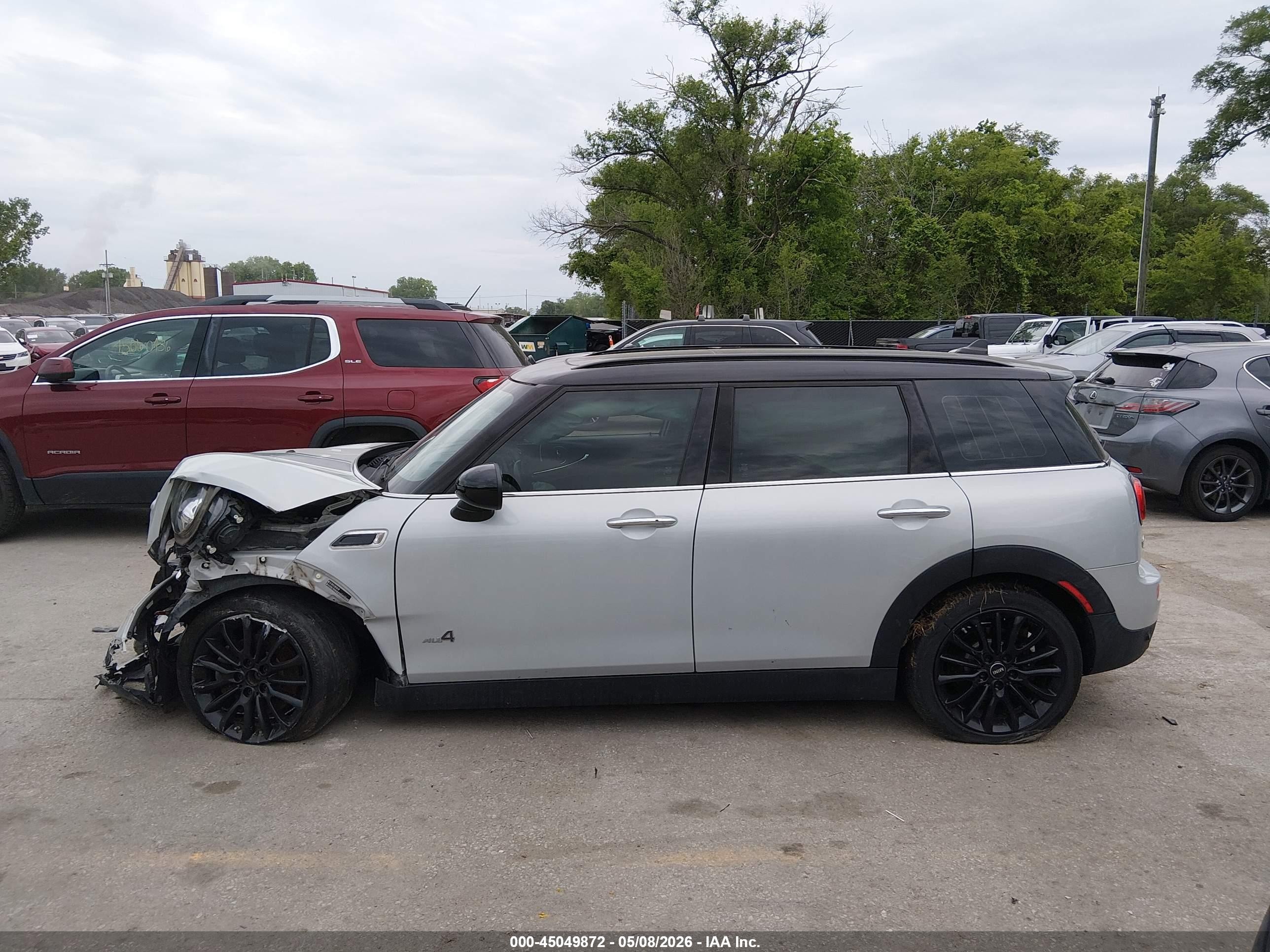 2018 Mini Clubman Cooper Gray vin: WMWLU1C50J2F29307