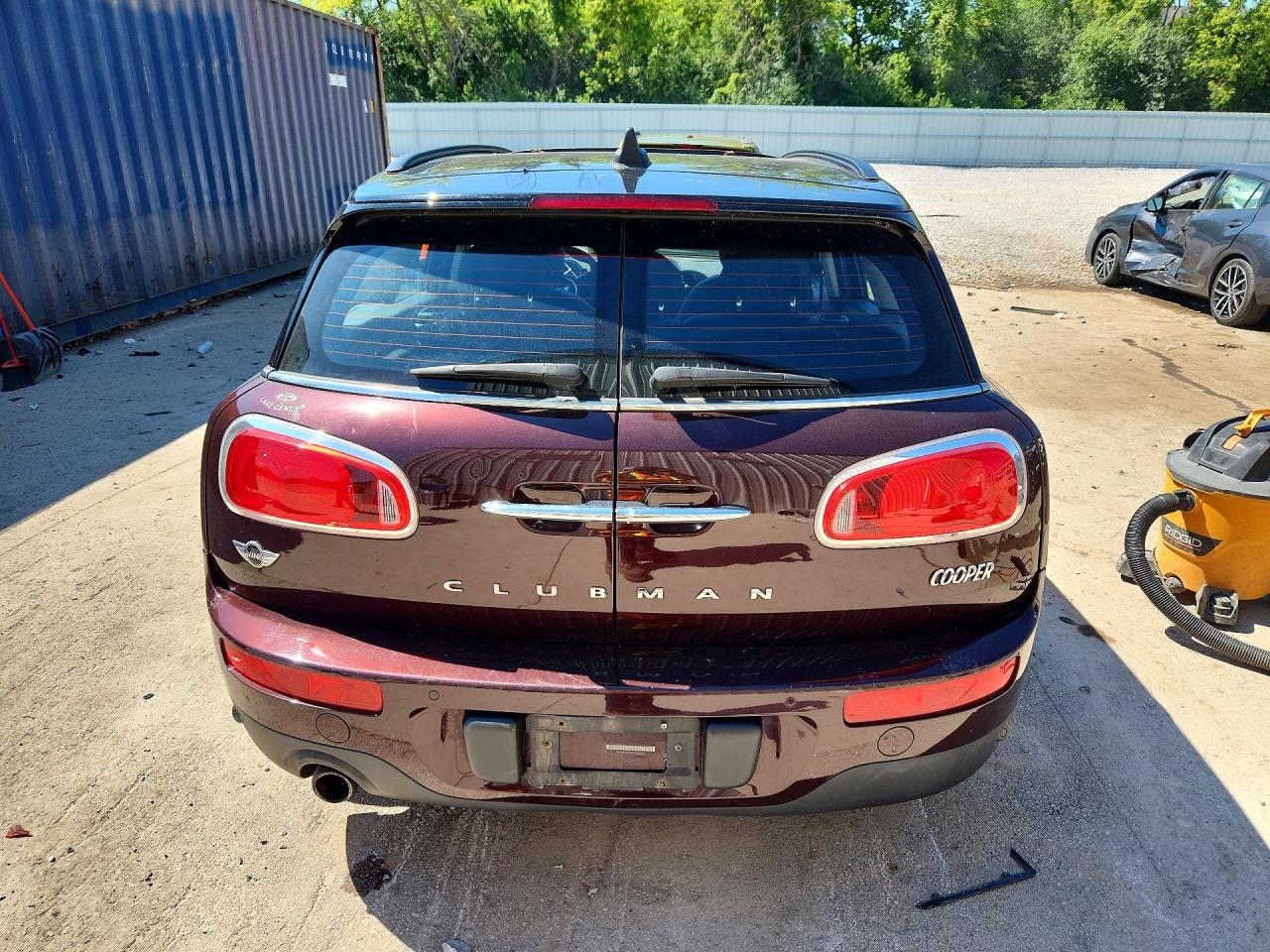 2017 Mini Cooper Clubman All4 Maroon vin: WMWLU1C56H2F28110