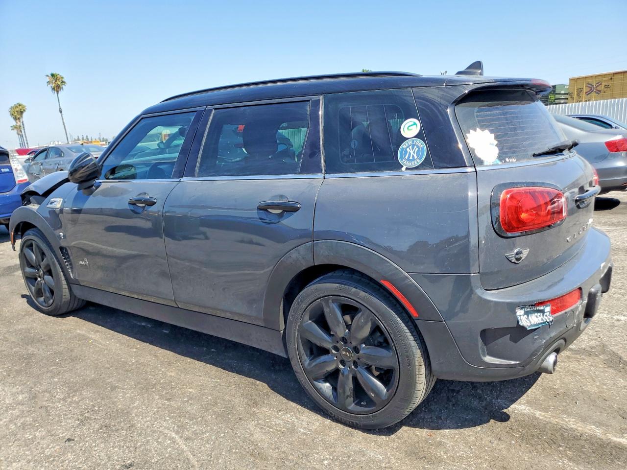 2017 Mini Cooper S Clubman All4 Серый vin: WMWLU5C55H2E80610