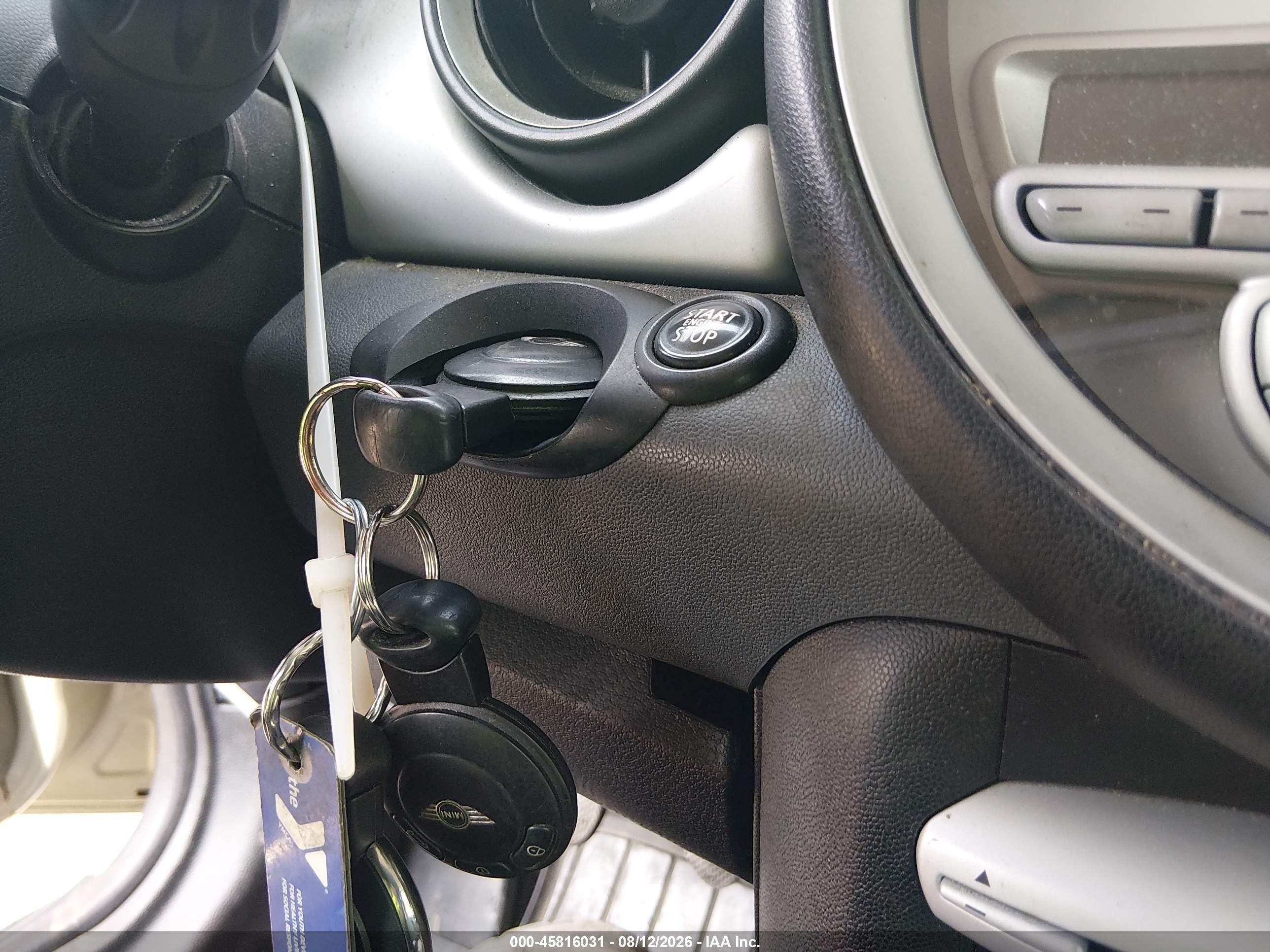 2009 Mini Cooper   Gray vin: WMWMF33519TU75187