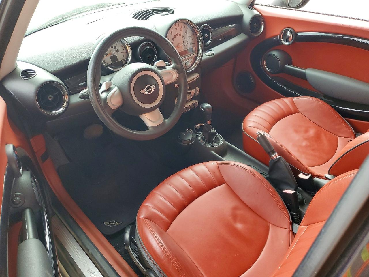 2008 Mini Cooper Cream vin: WMWMF33538TT64767
