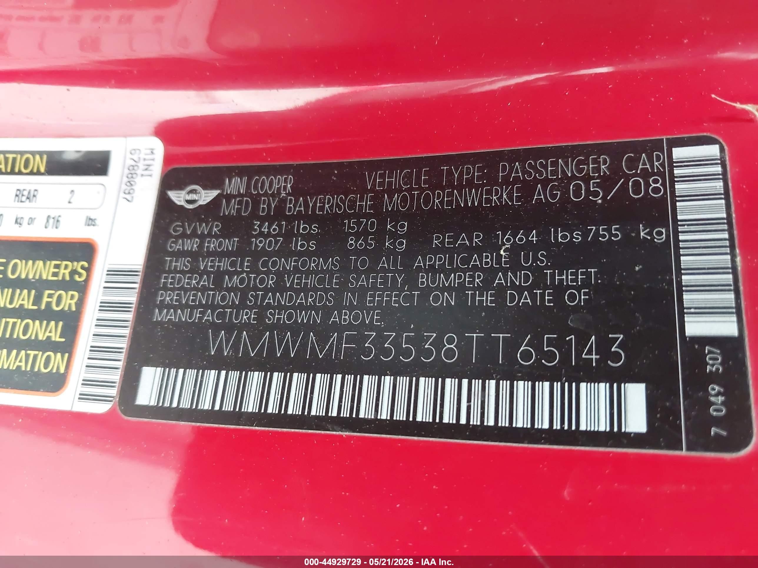 2008 Mini Cooper   Red vin: WMWMF33538TT65143
