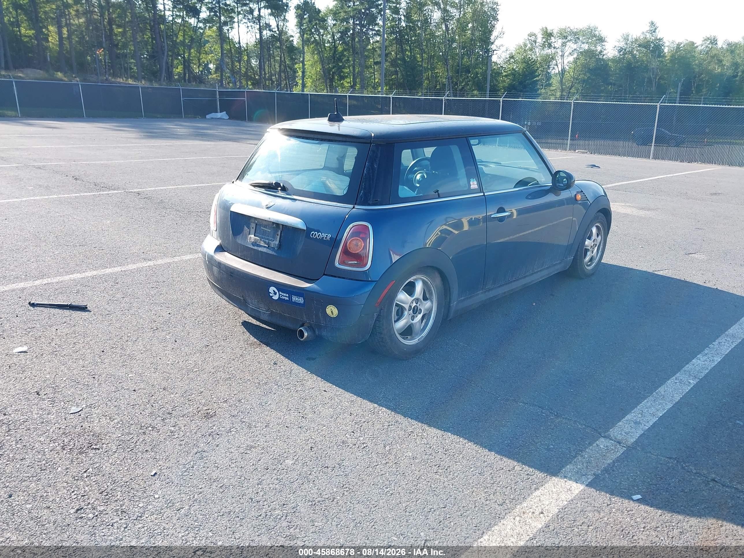2009 Mini Cooper   Синий vin: WMWMF33549TU75572