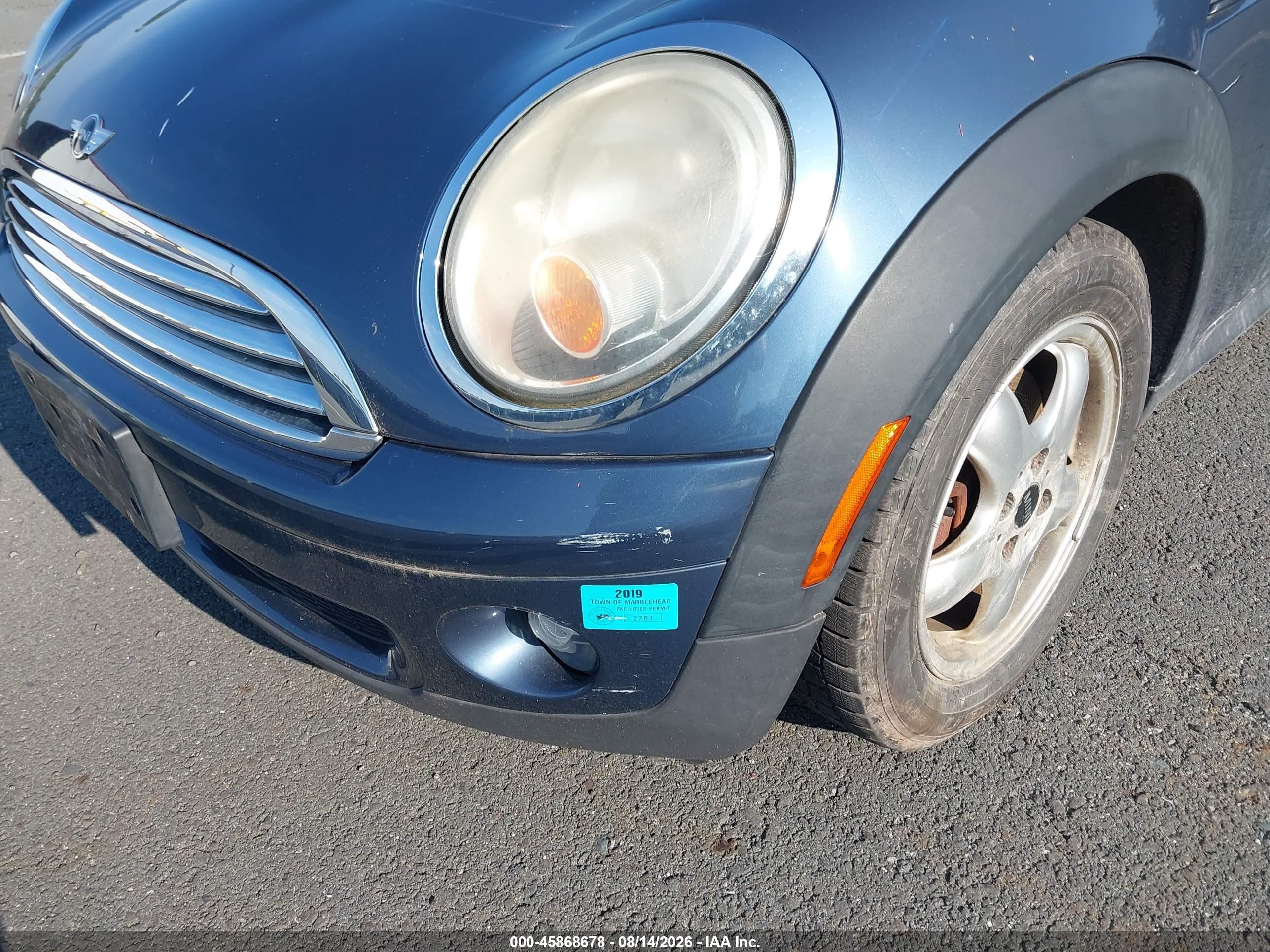 2009 Mini Cooper   Синий vin: WMWMF33549TU75572