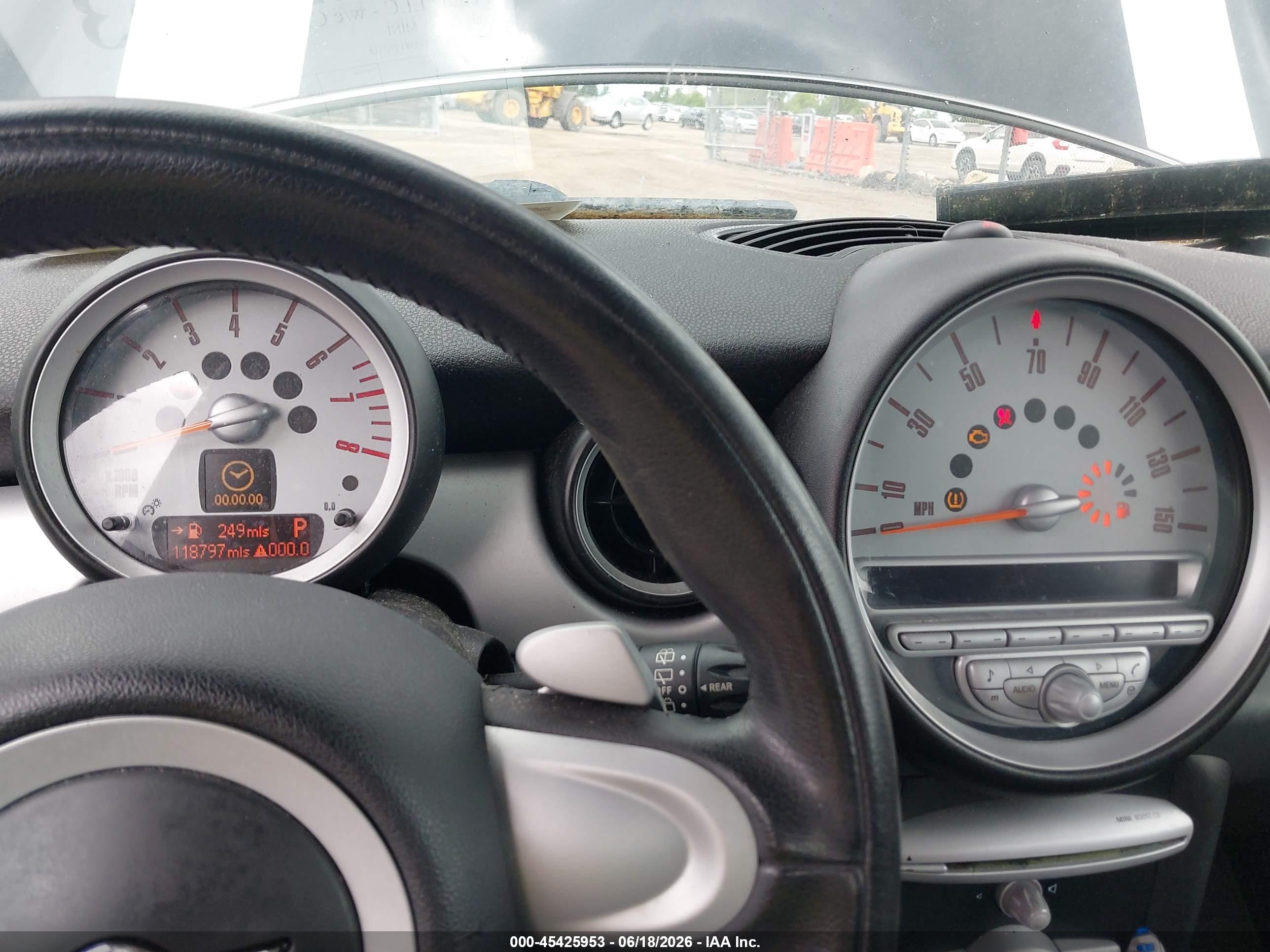 2008 Mini Cooper   Gray vin: WMWMF33558TT62518