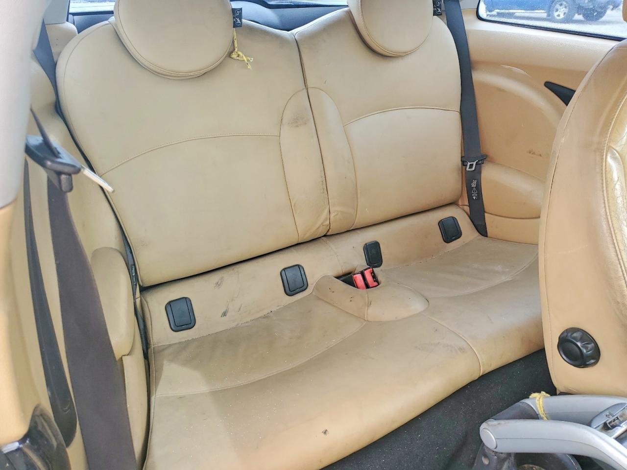 2008 Mini Cooper Черный vin: WMWMF33558TT67153