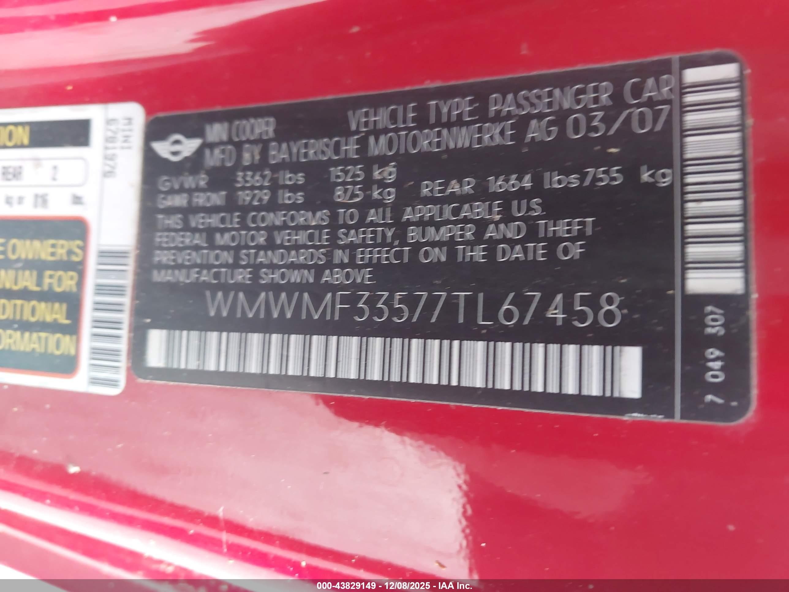 2007 Mini Cooper   Red vin: WMWMF33577TL67458