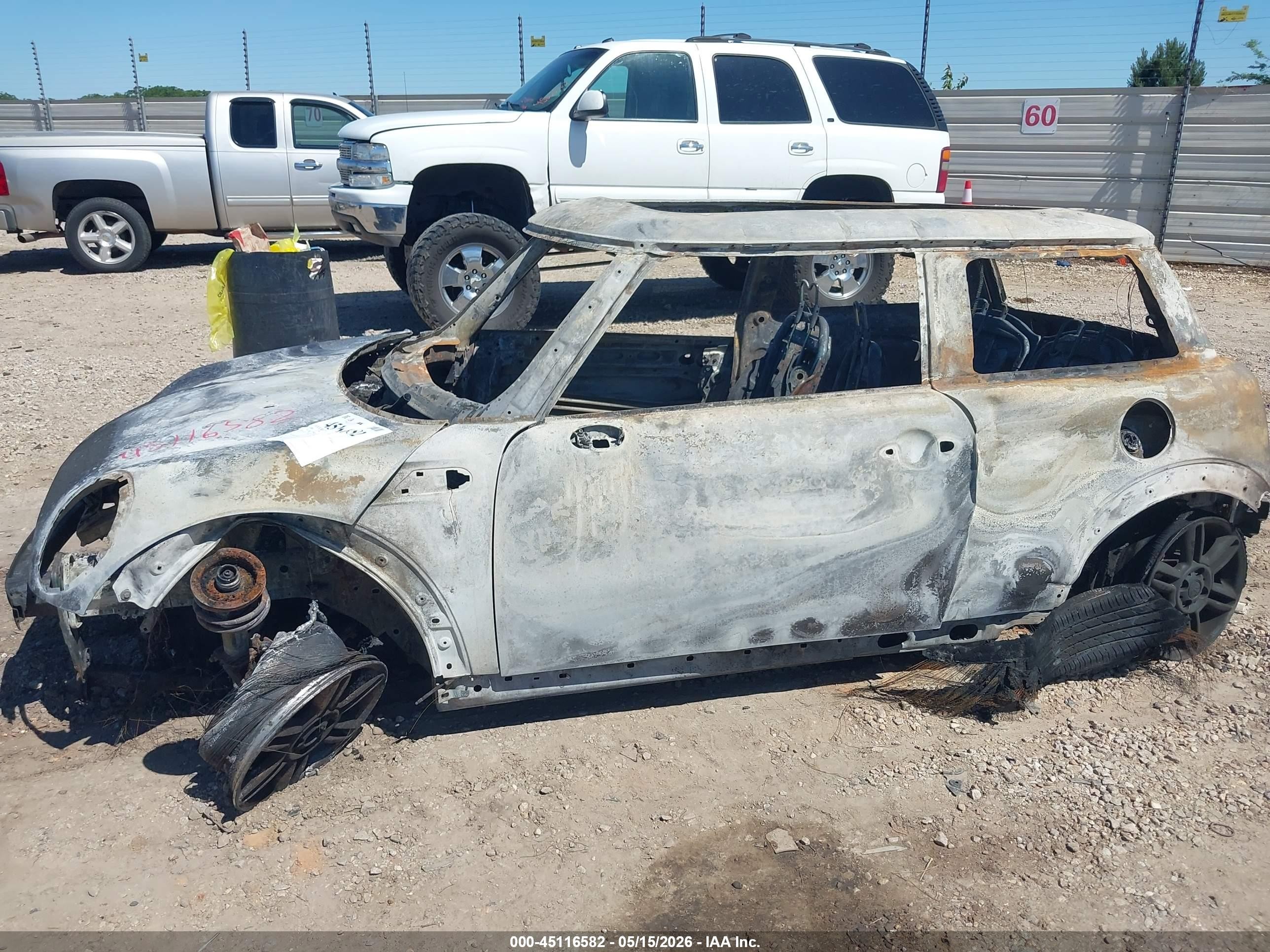 2008 Mini Cooper   Blue vin: WMWMF33588TT63131
