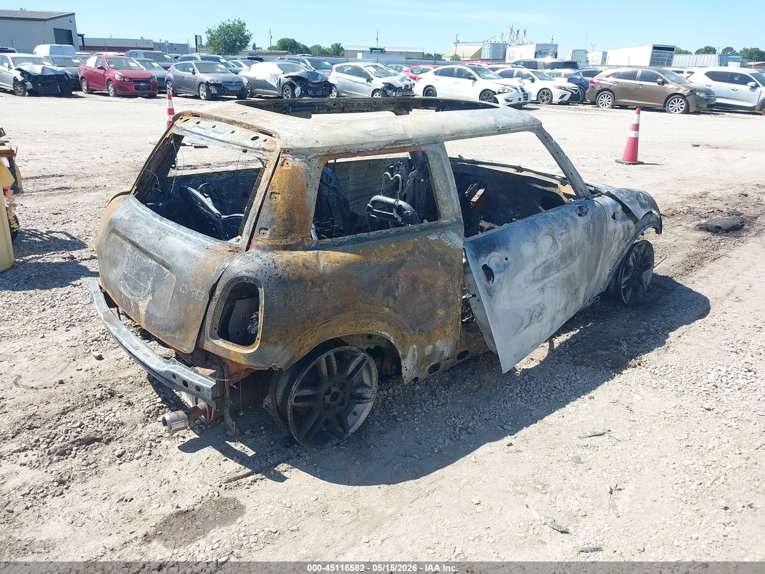 2008 Mini Cooper   Blue vin: WMWMF33588TT63131