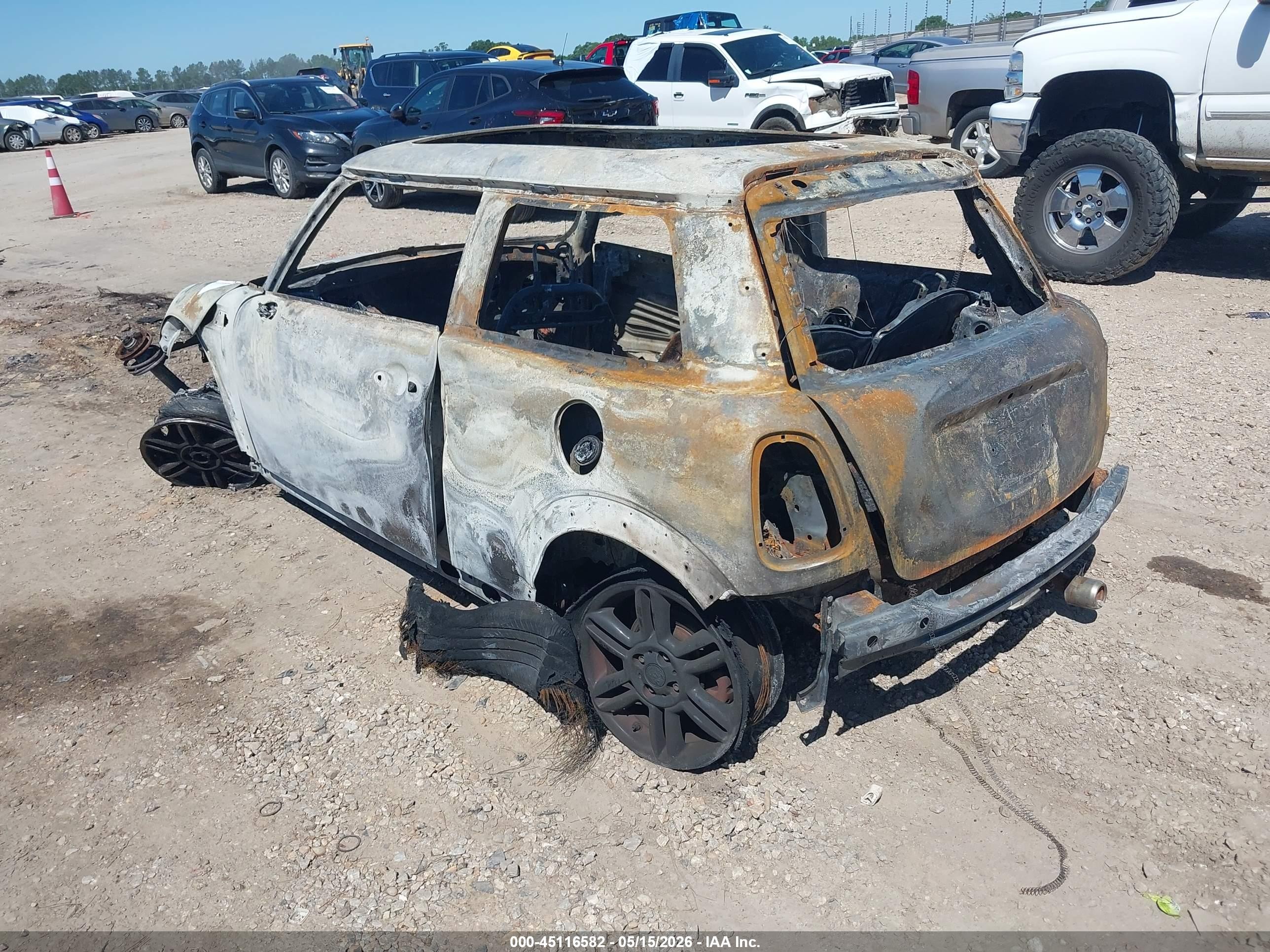 2008 Mini Cooper   Blue vin: WMWMF33588TT63131