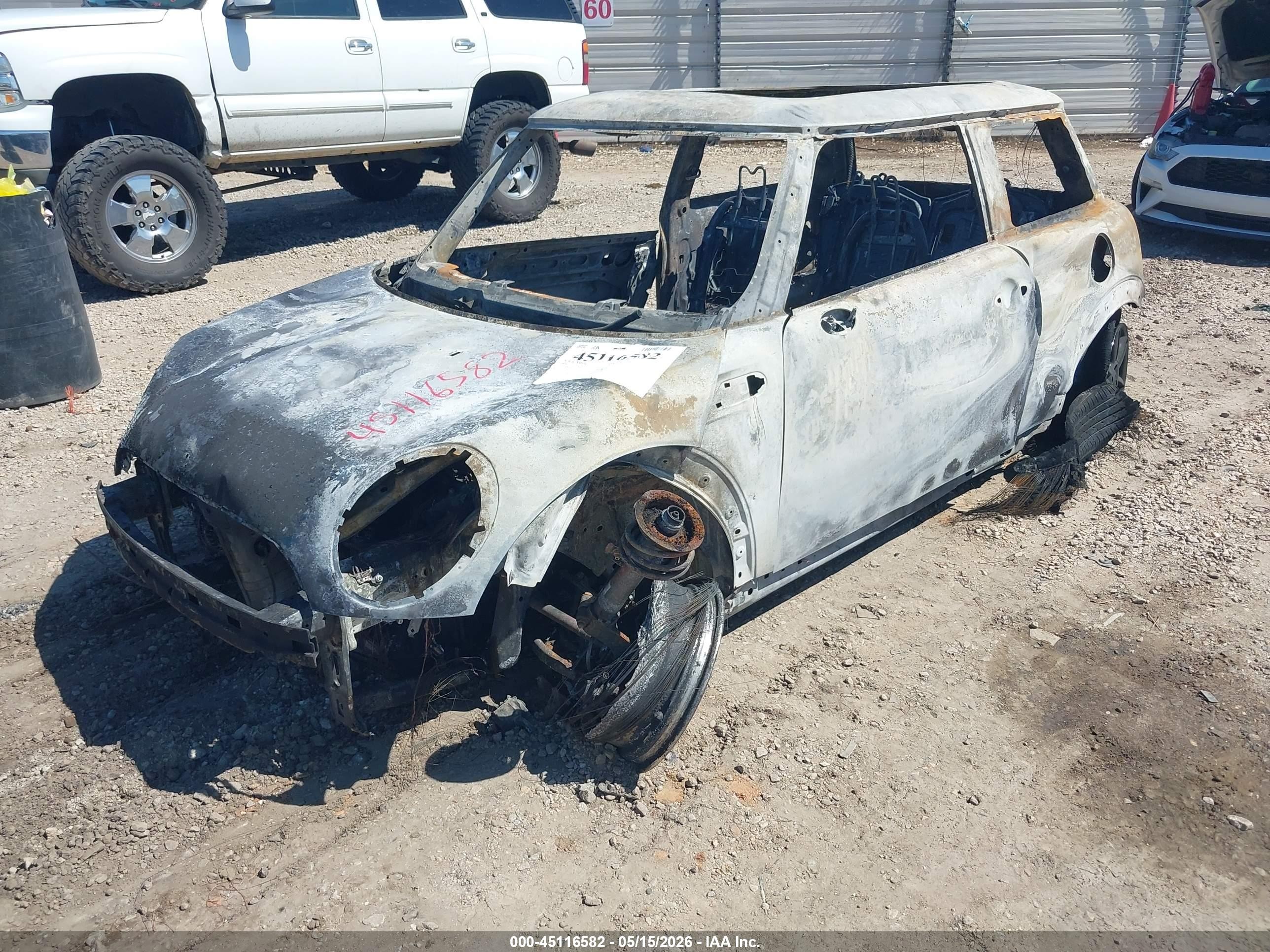 2008 Mini Cooper   Blue vin: WMWMF33588TT63131