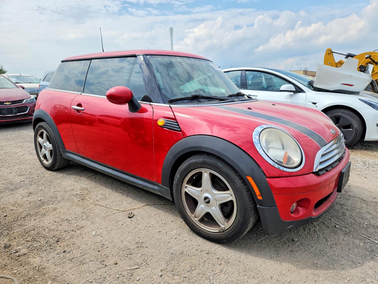 2009 Mini Cooper Red vin: WMWMF33599TZ21134