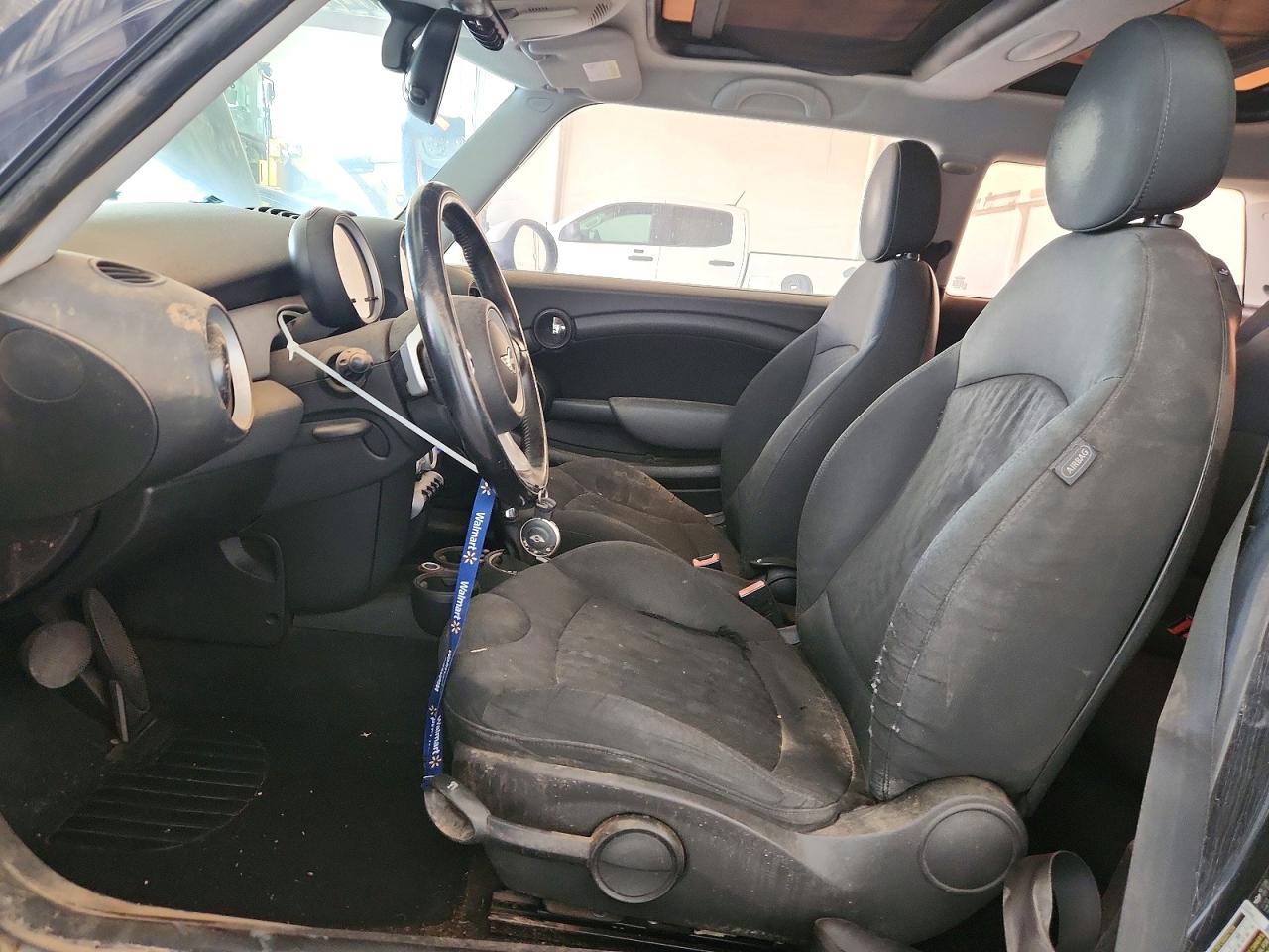 2007 Mini Cooper Hardtop Black vin: WMWMF335X7TT50315