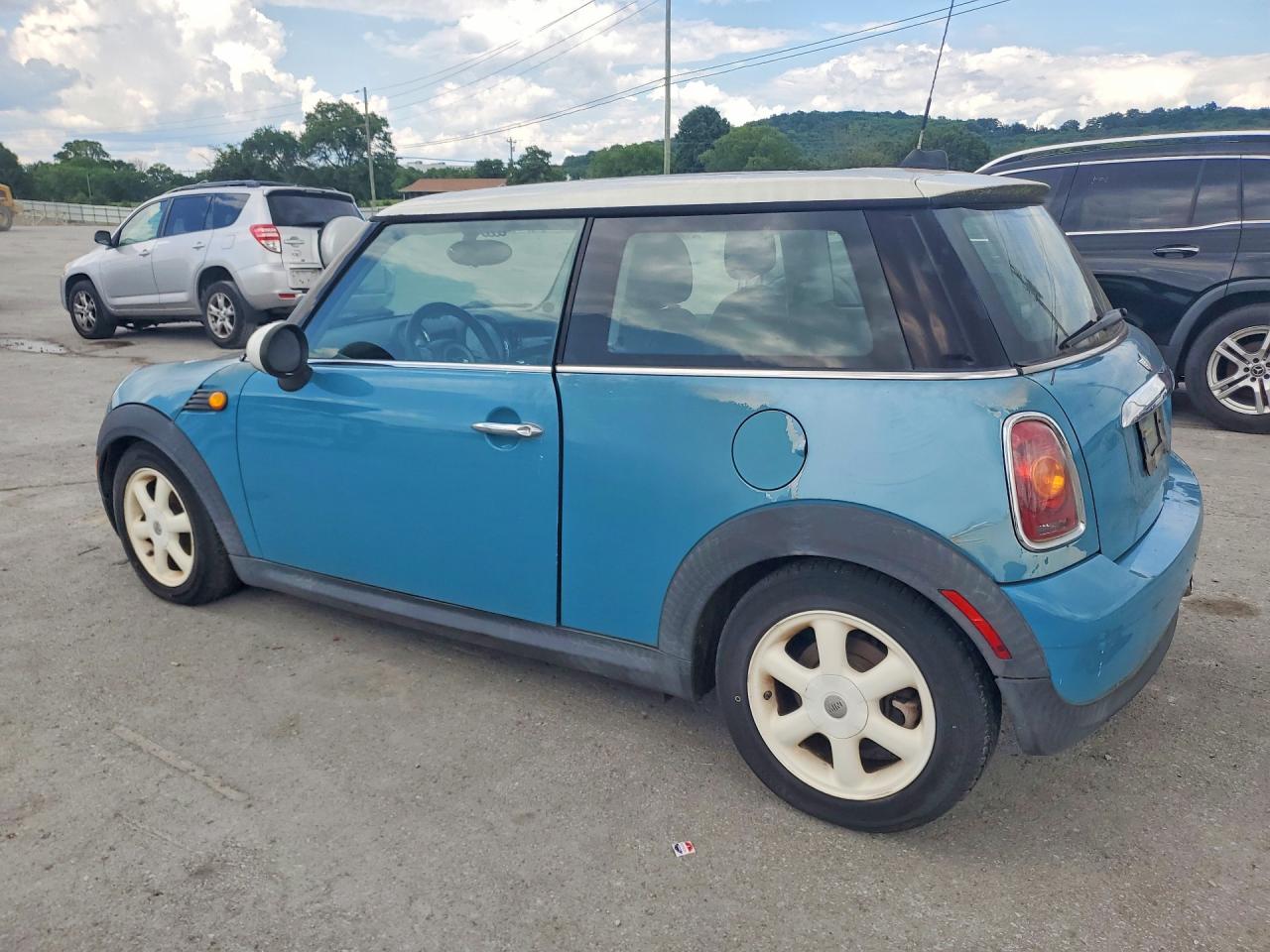 2008 Mini Cooper Blue vin: WMWMF335X8TT67133