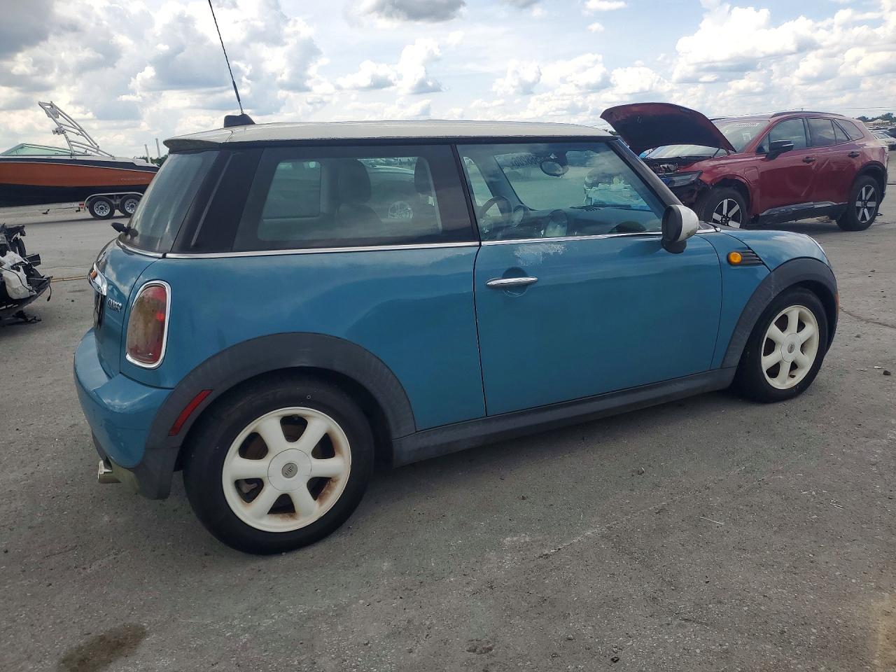 2008 Mini Cooper Blue vin: WMWMF335X8TT67133