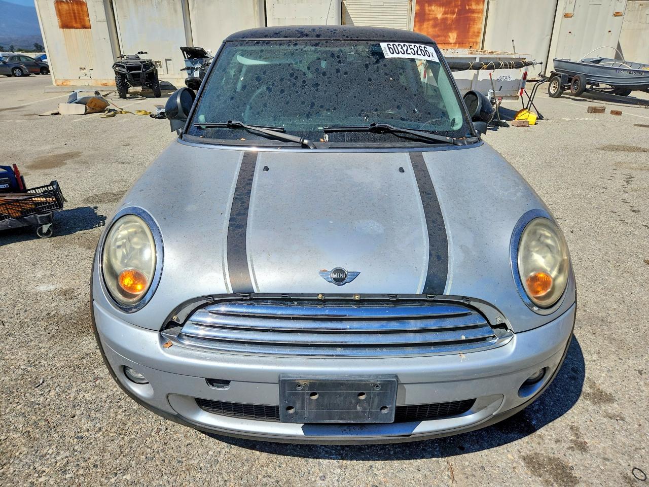 2010 Mini Cooper Silver vin: WMWMF3C50ATZ64264