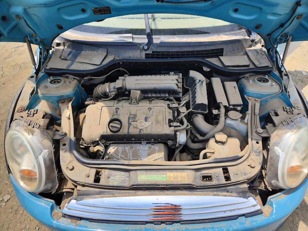 2010 Mini Cooper Blue vin: WMWMF3C51ATZ22704