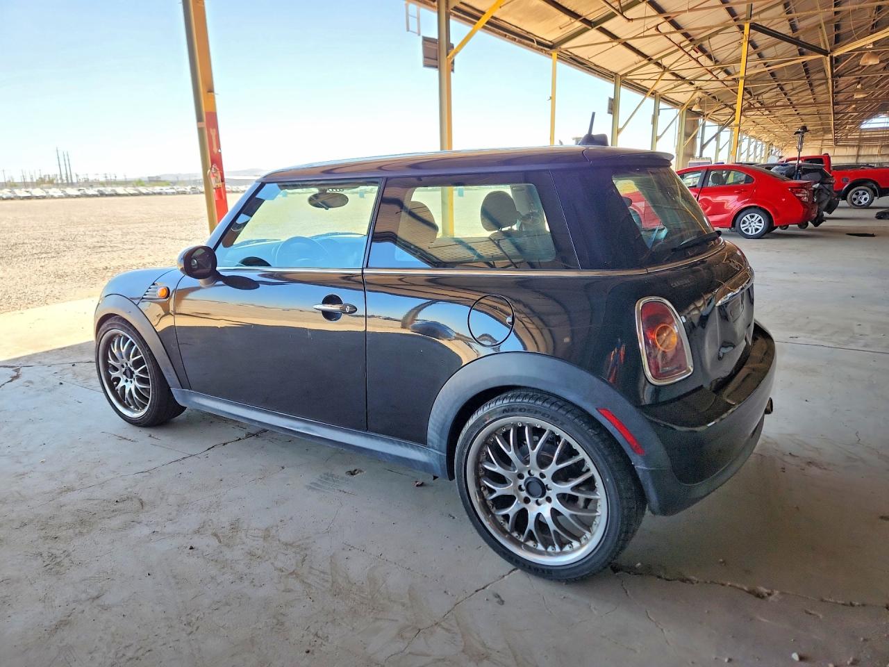 2010 Mini Cooper Black vin: WMWMF3C51ATZ61308