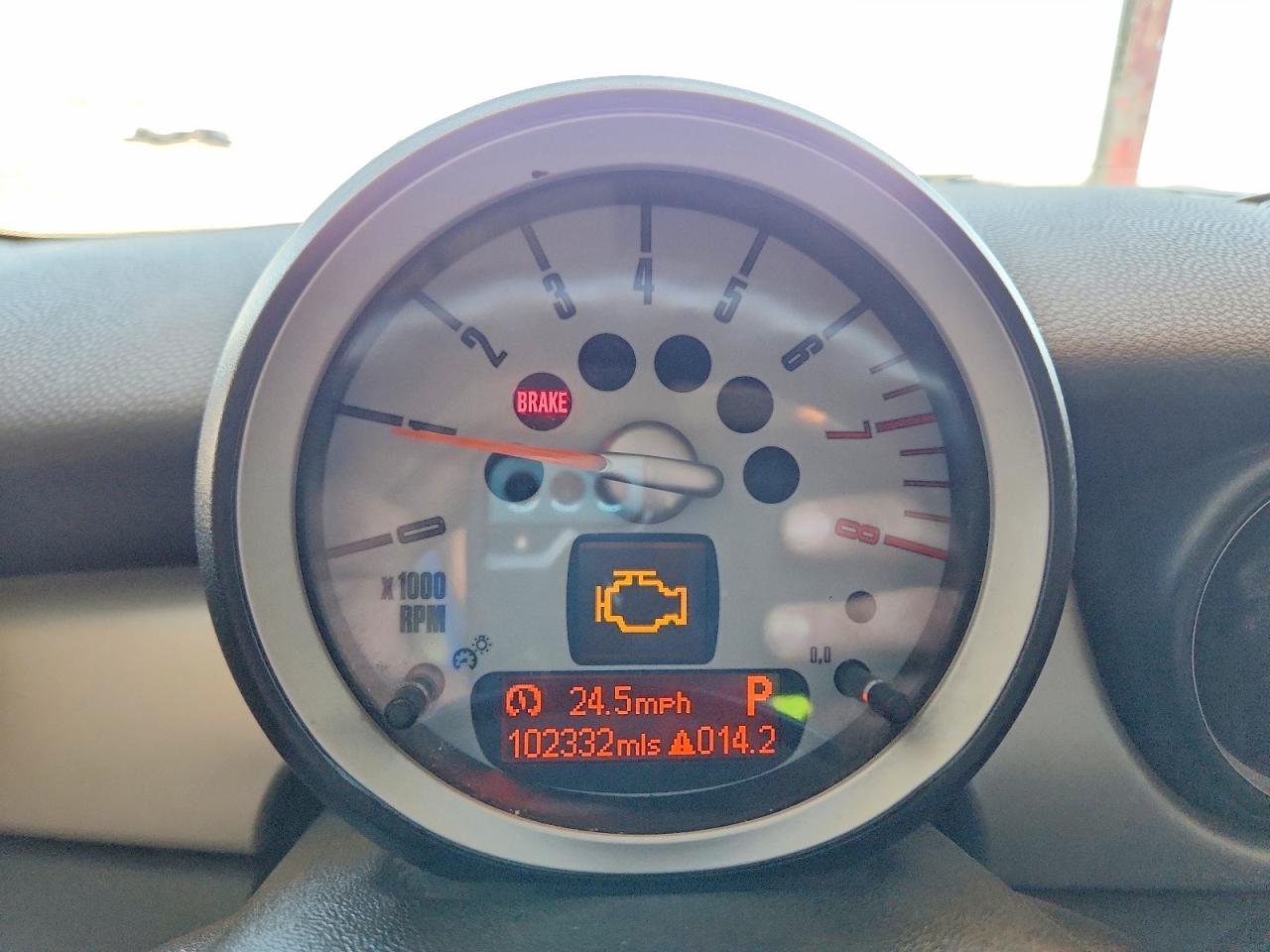 2010 Mini Cooper Black vin: WMWMF3C51ATZ61308