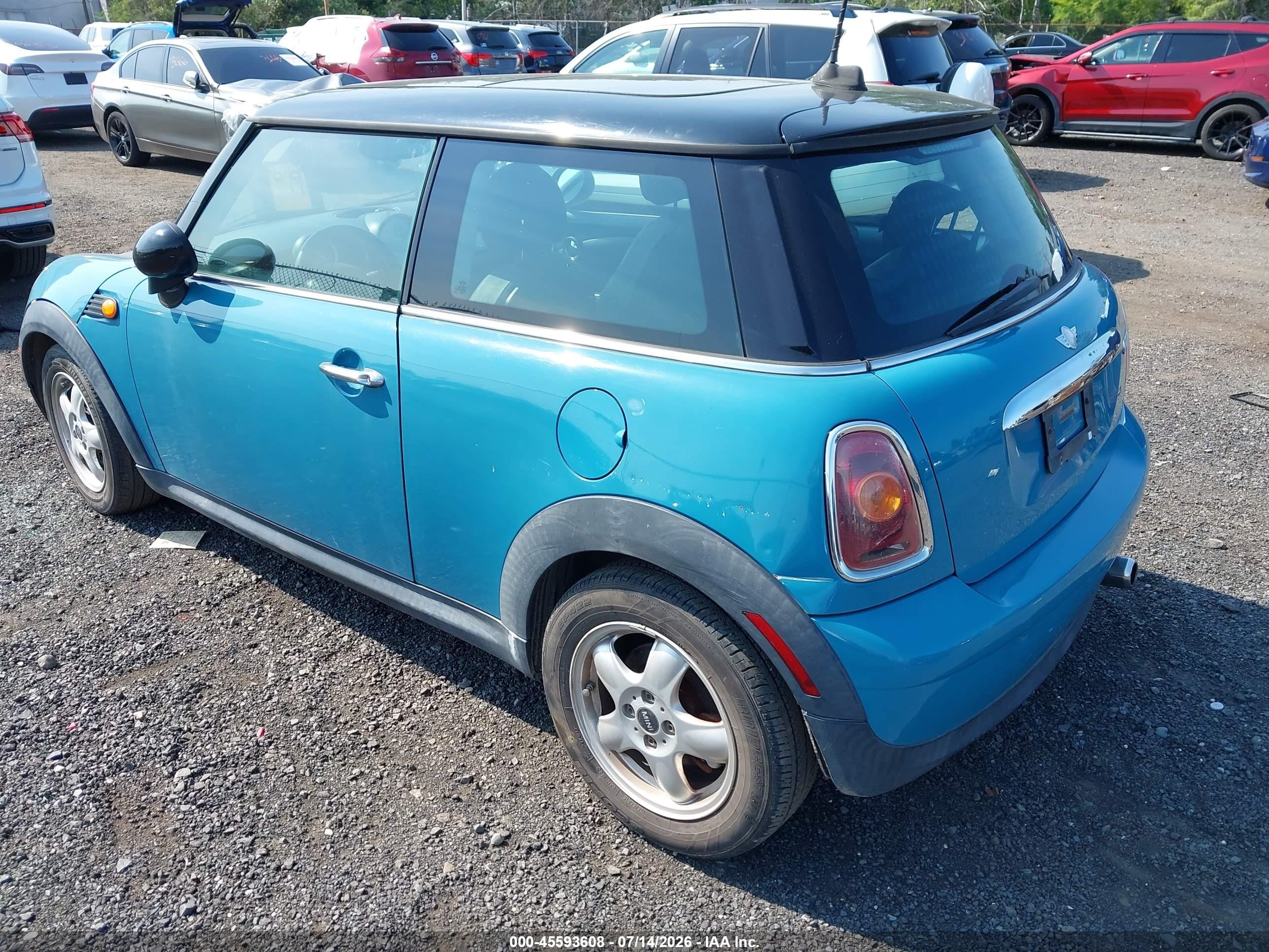 2010 Mini Cooper   Blue vin: WMWMF3C57ATZ61619