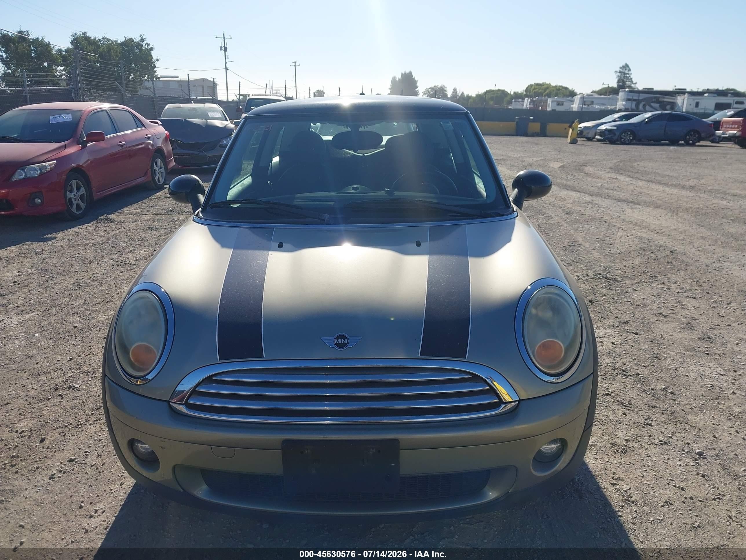 2010 Mini Cooper   Gray vin: WMWMF3C58ATZ26796