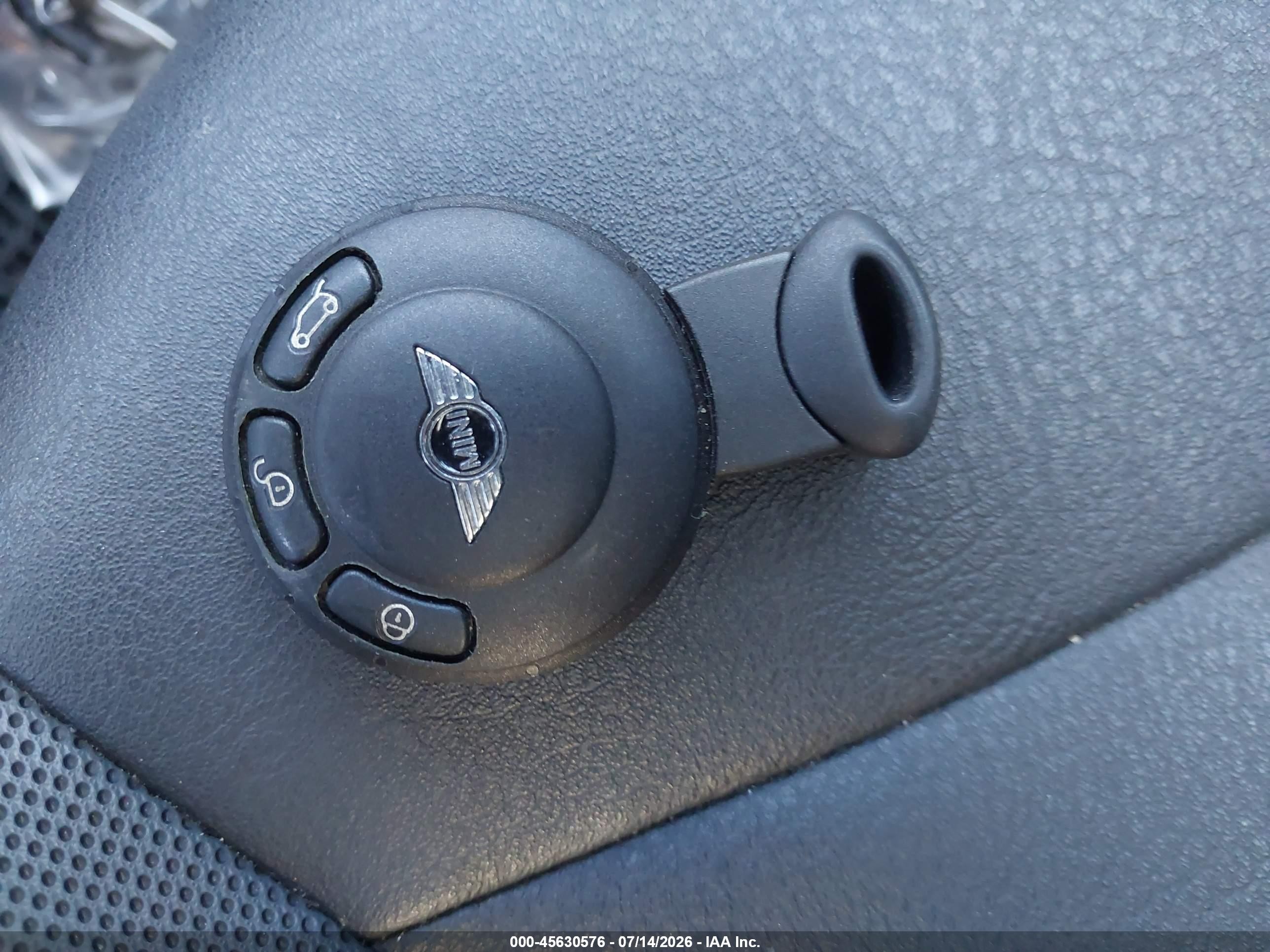 2010 Mini Cooper   Gray vin: WMWMF3C58ATZ26796