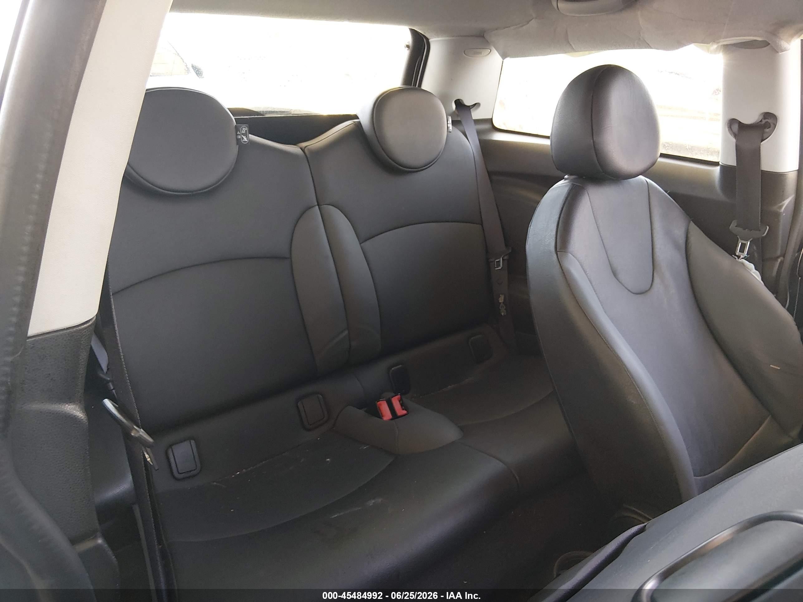 2010 Mini Cooper   Gray vin: WMWMF3C5XATZ24726