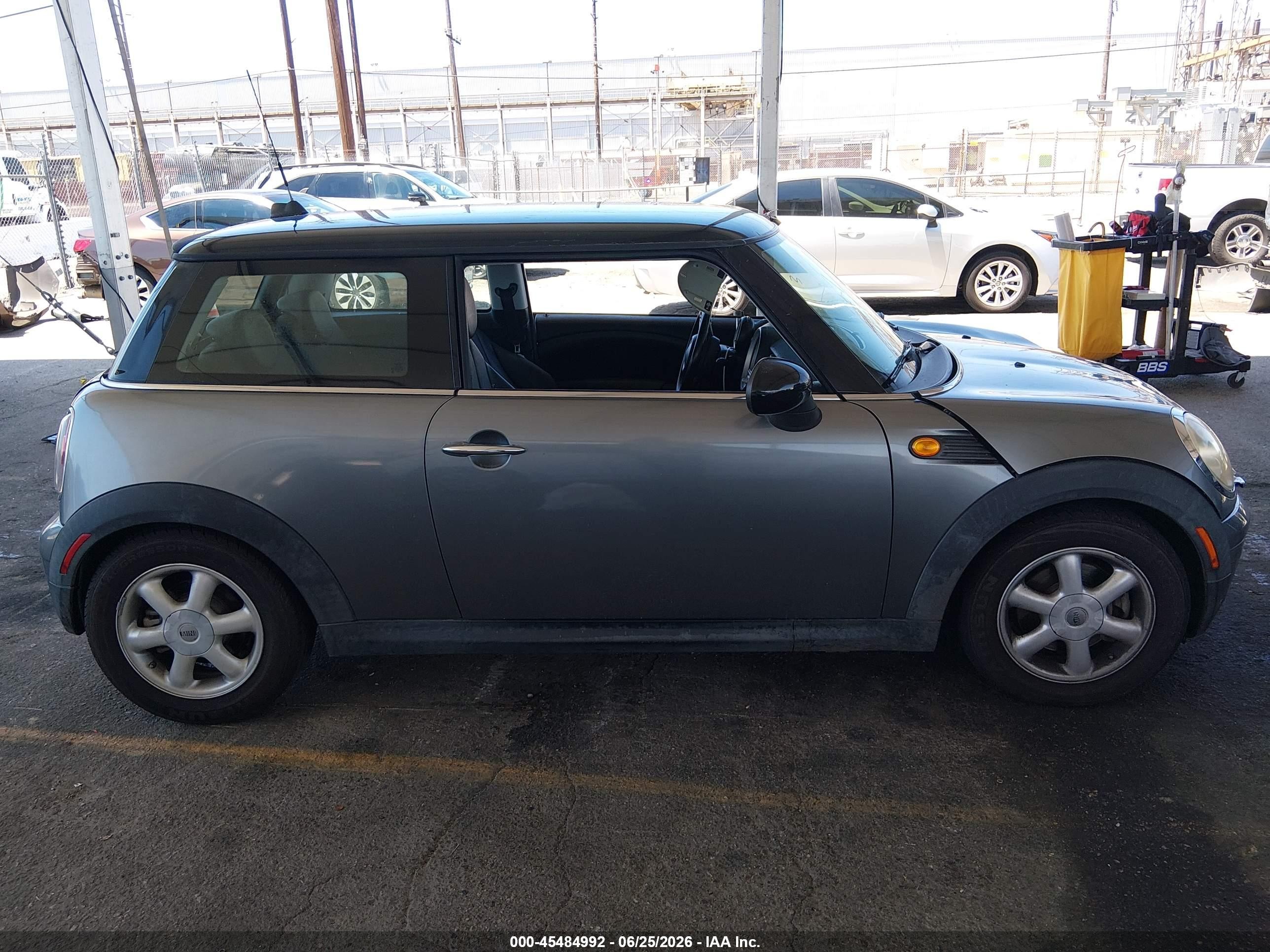 2010 Mini Cooper   Gray vin: WMWMF3C5XATZ24726