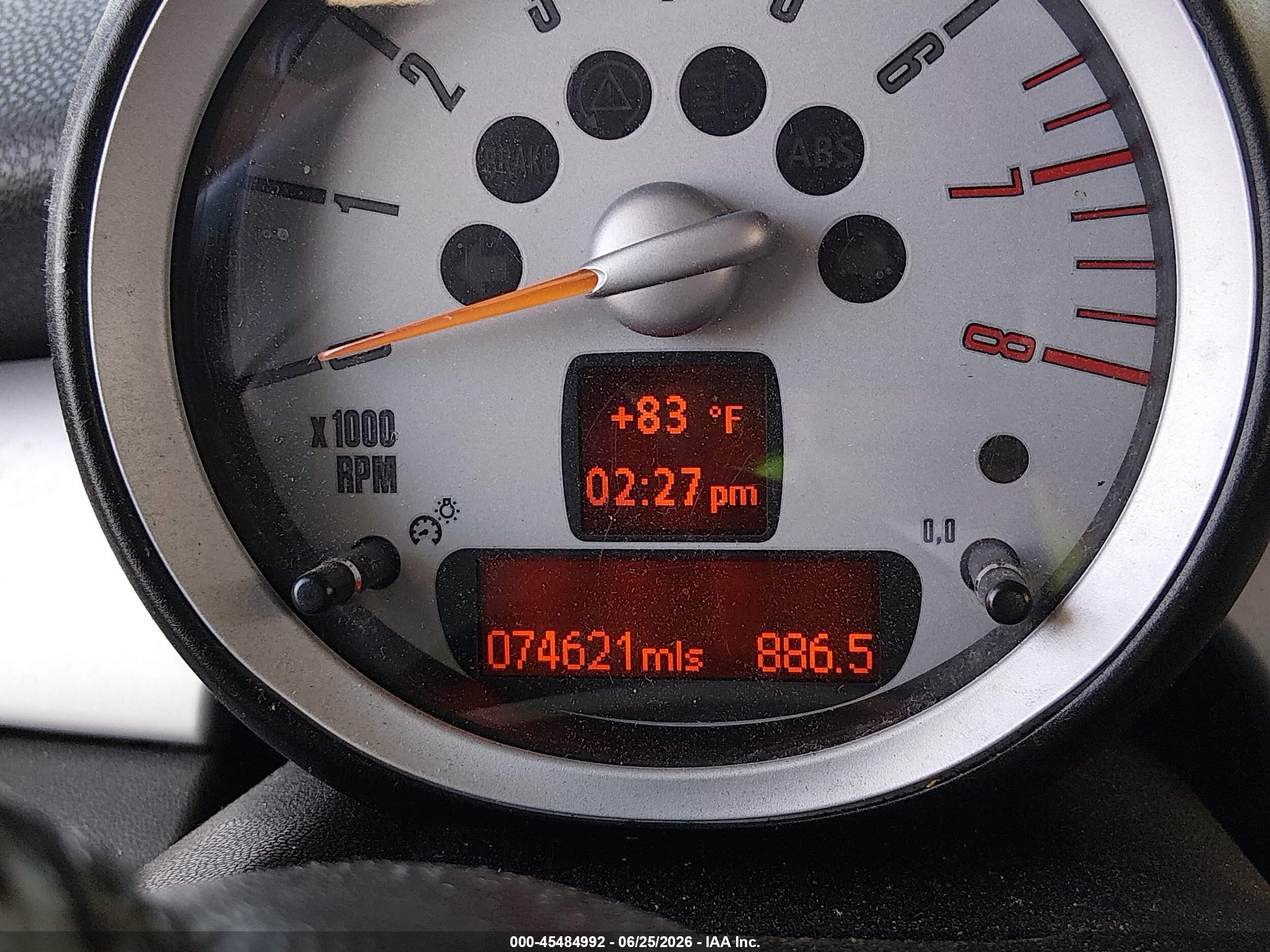 2010 Mini Cooper   Gray vin: WMWMF3C5XATZ24726